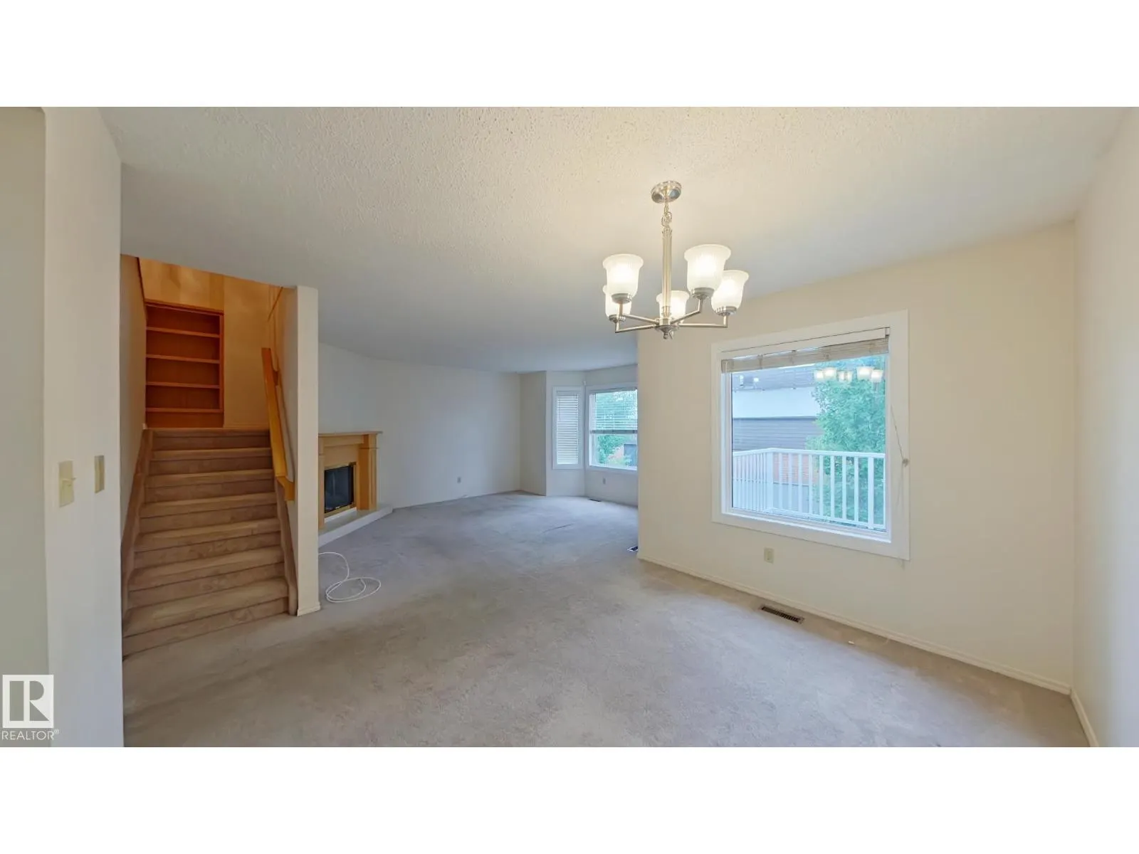 #31 3520 60 ST NW