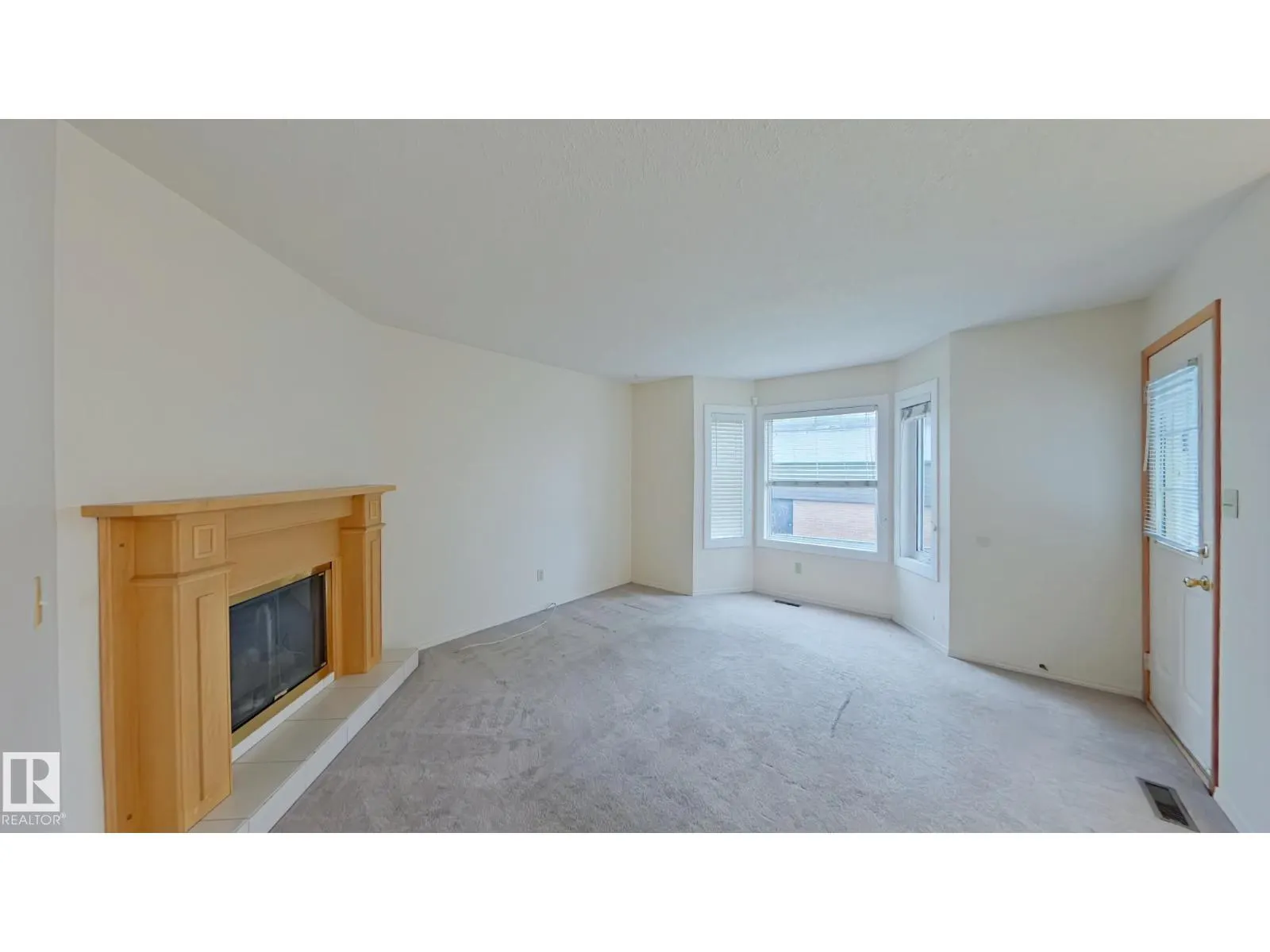 #31 3520 60 ST NW