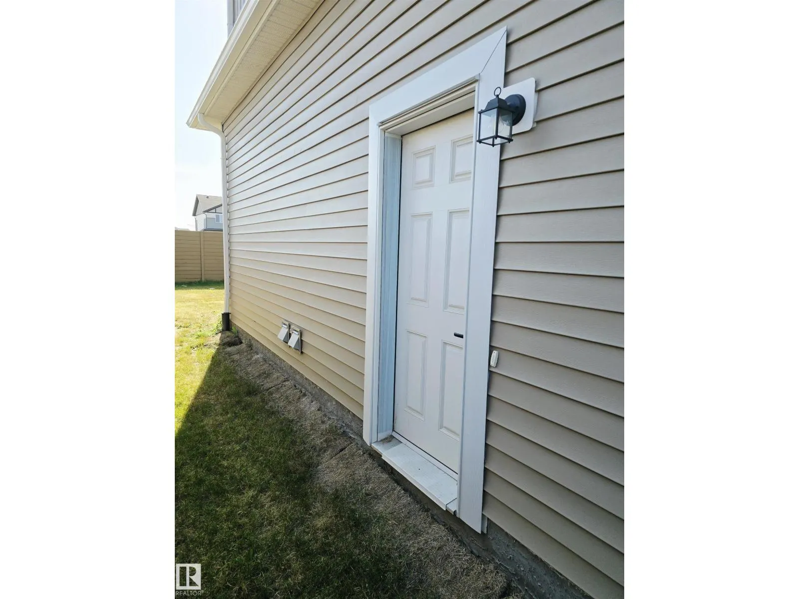 449 CONROY CR N SW