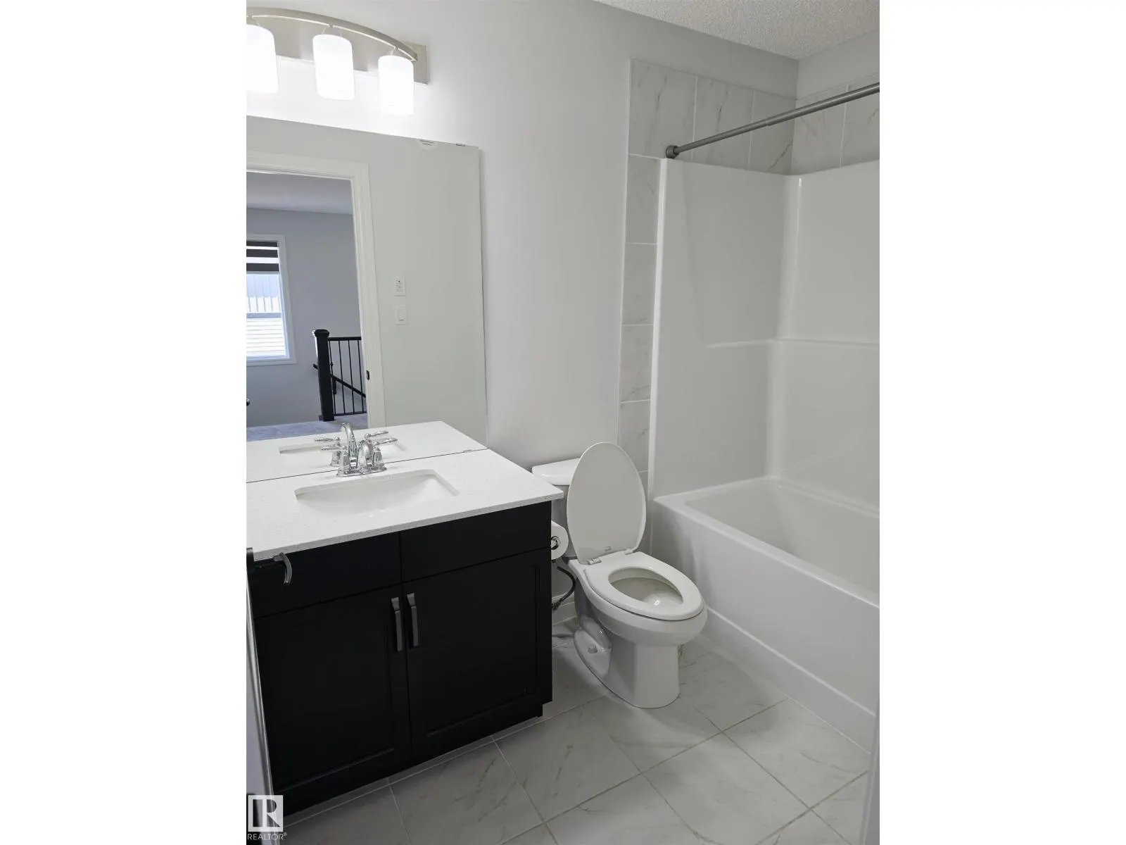449 CONROY CR N SW