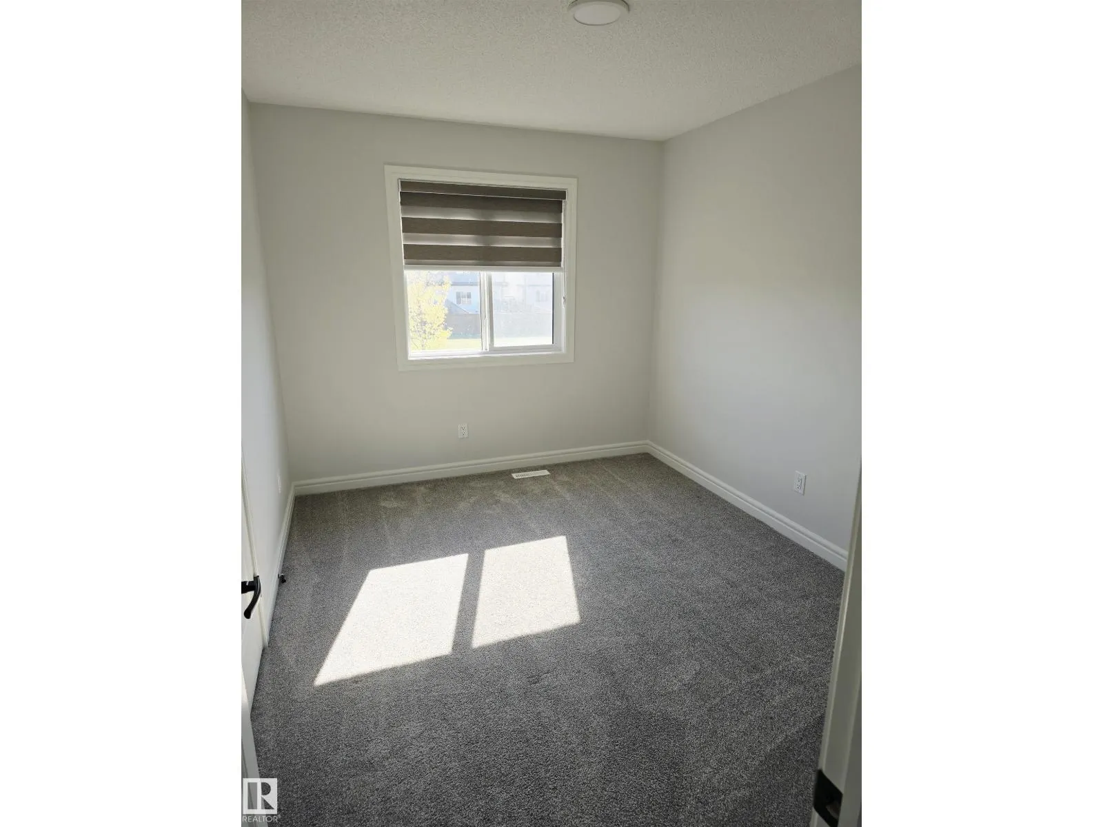 449 CONROY CR N SW