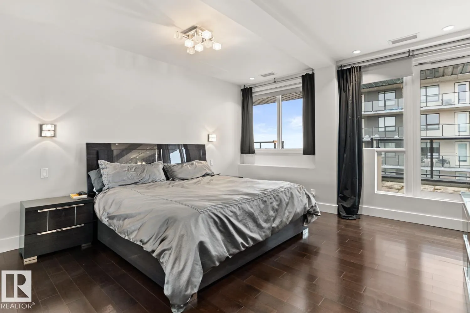 #804 5151 WINDERMERE BV SW
