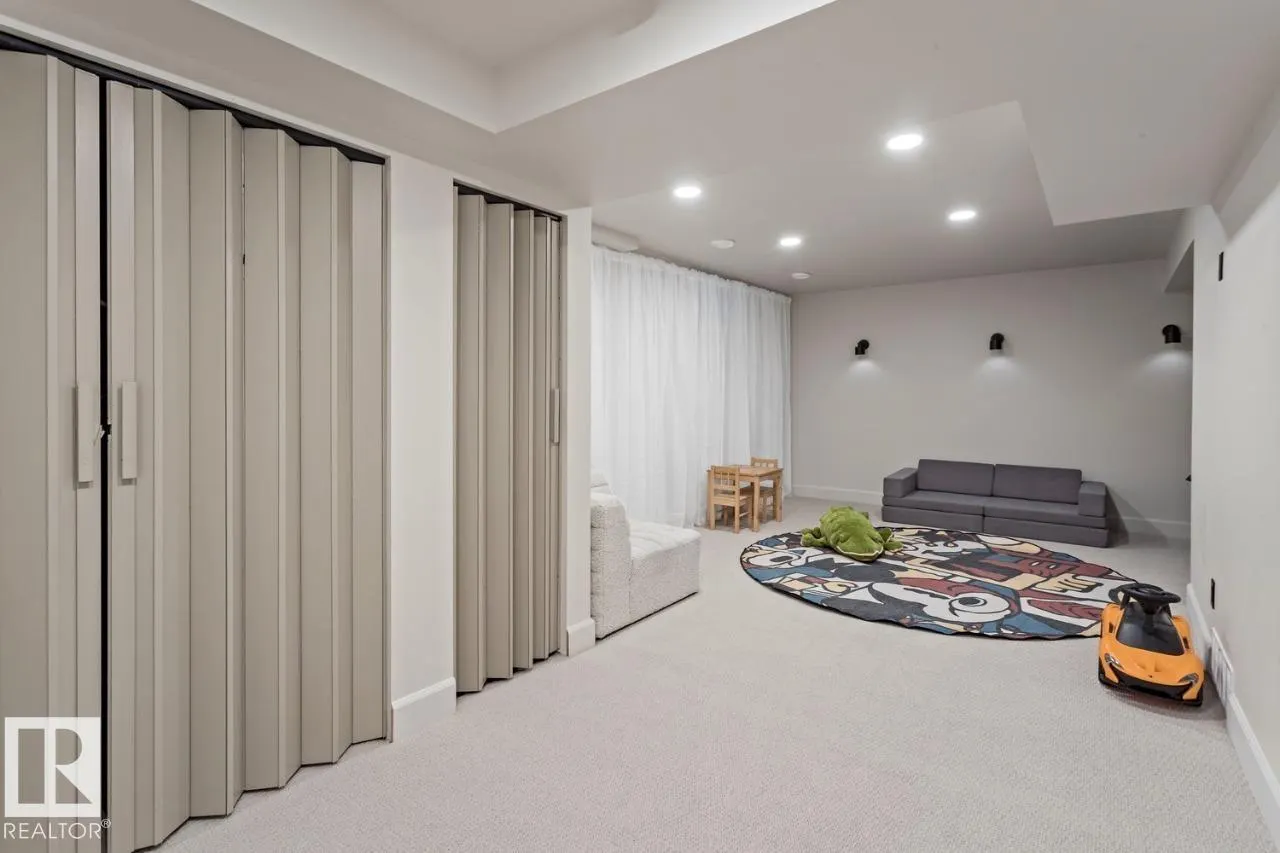 10804 65 ST NW
