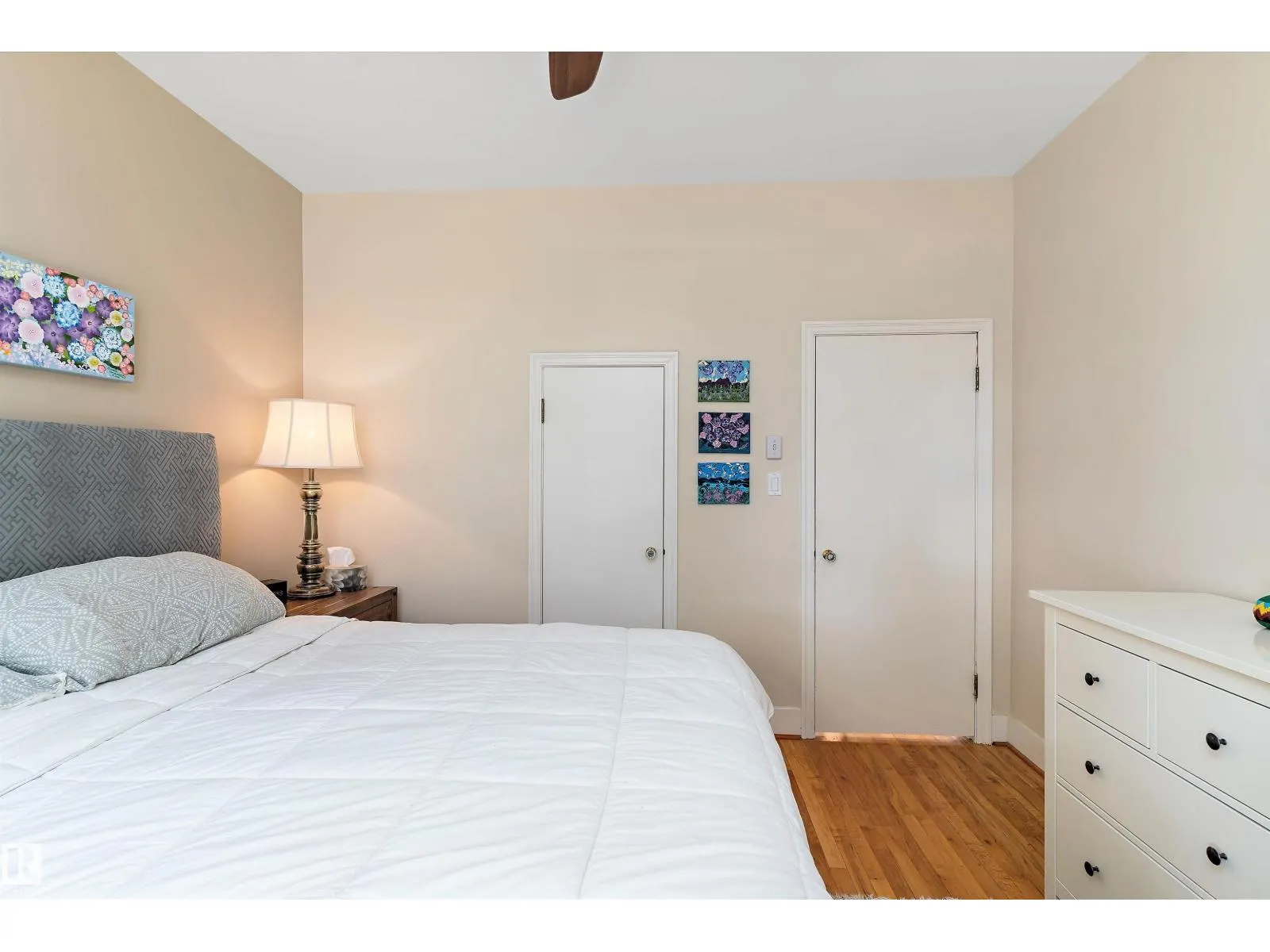 11939 68 ST NW