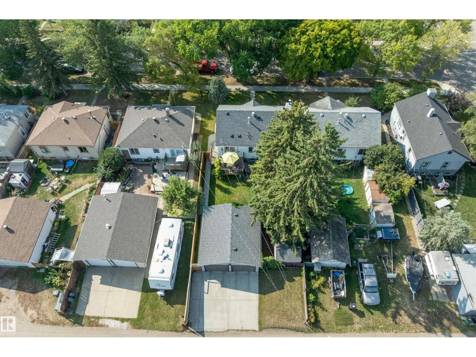 11939 68 ST NW
