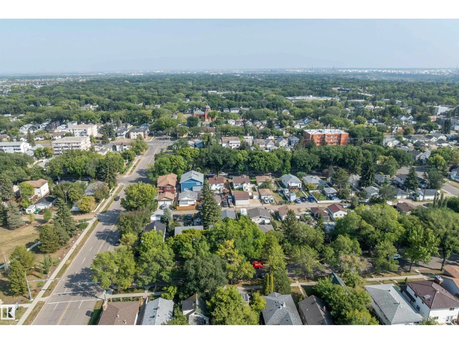 11939 68 ST NW
