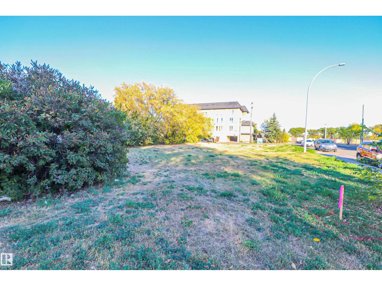 11403 82 ST NW