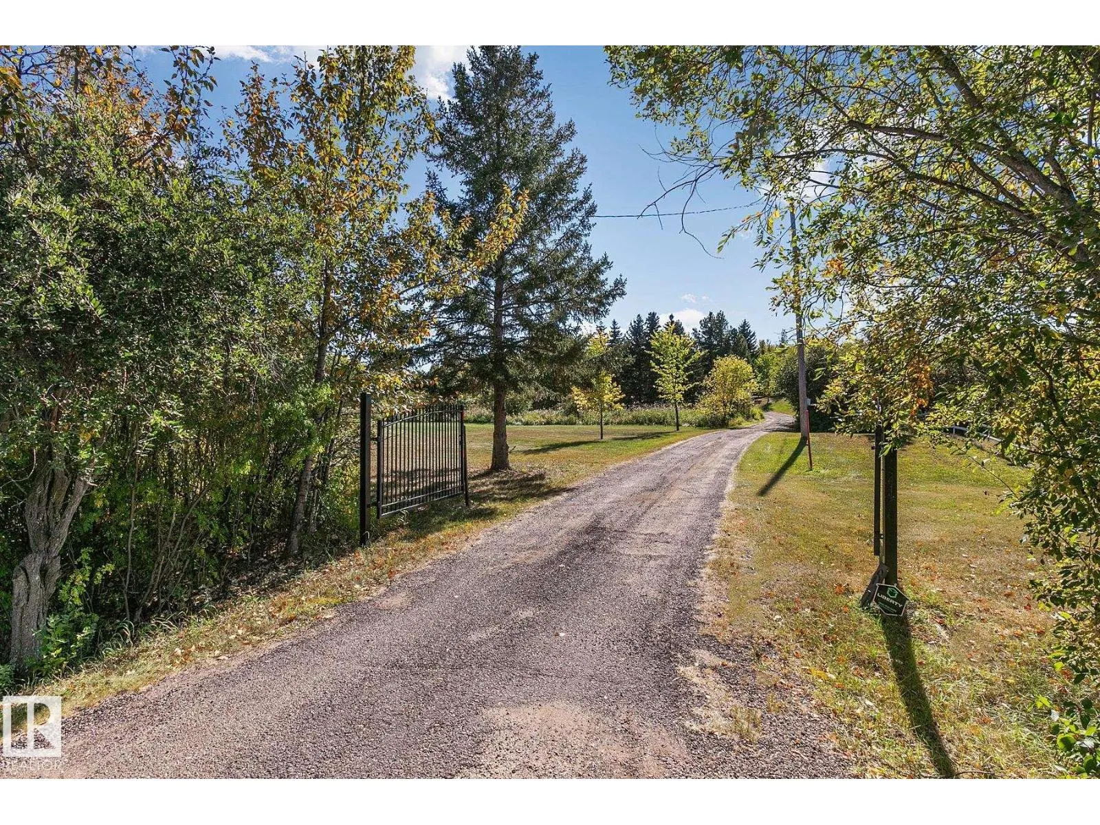 #61 23045 TWP ROAD 514