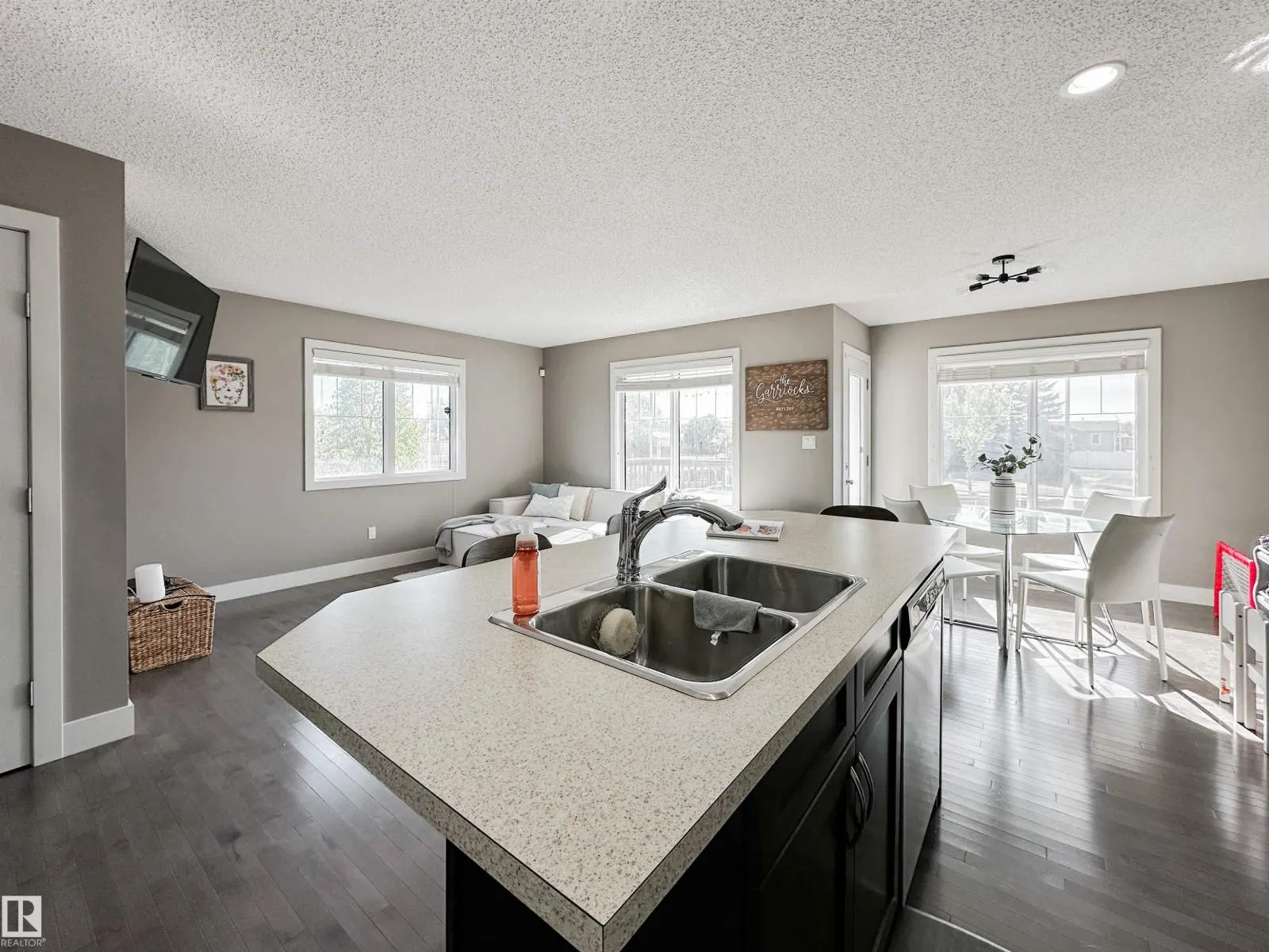 12009 167A AV NW