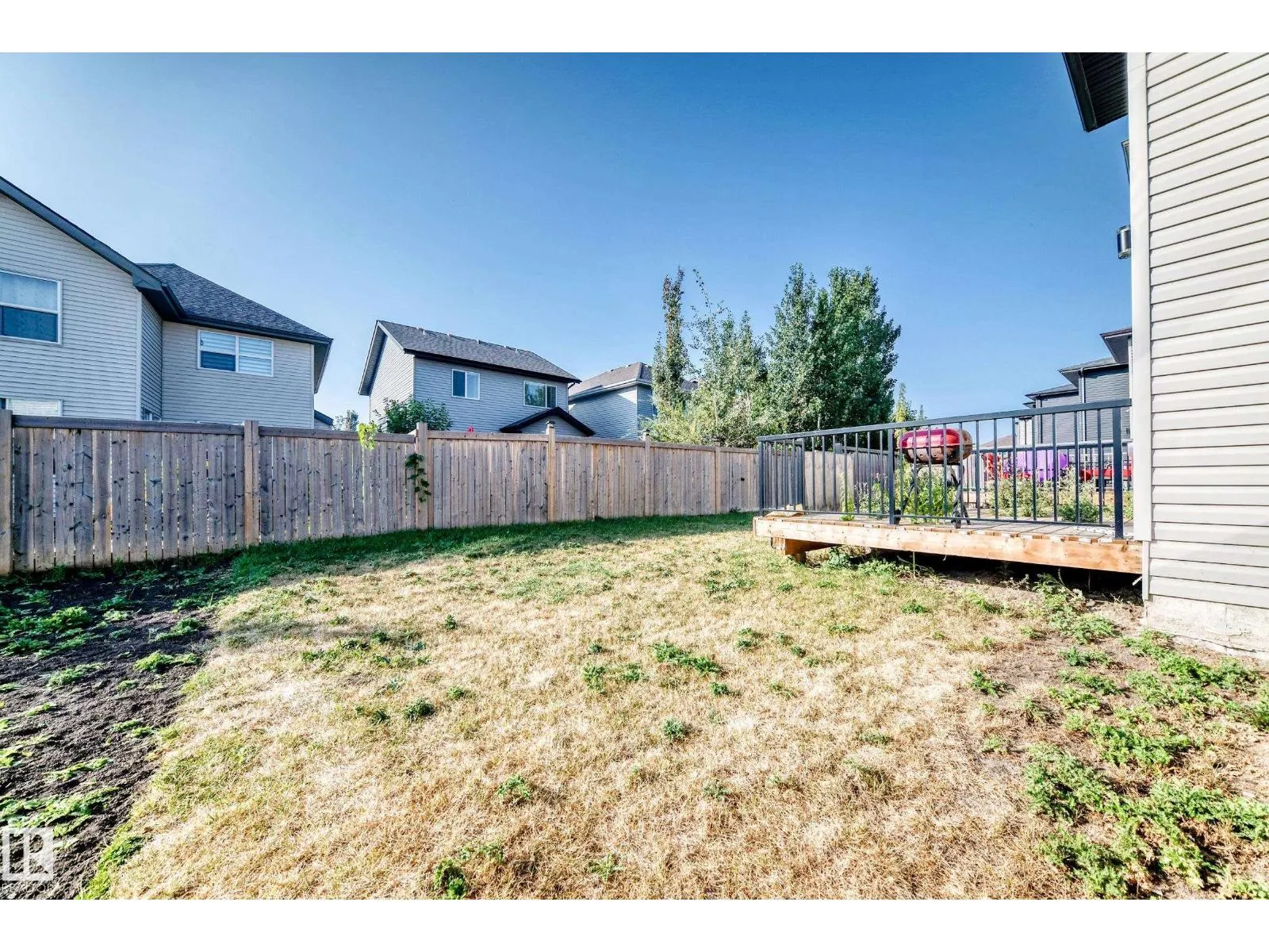6819 171 AV NW