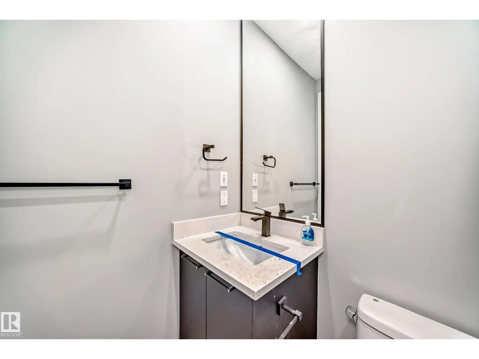 6819 171 AV NW