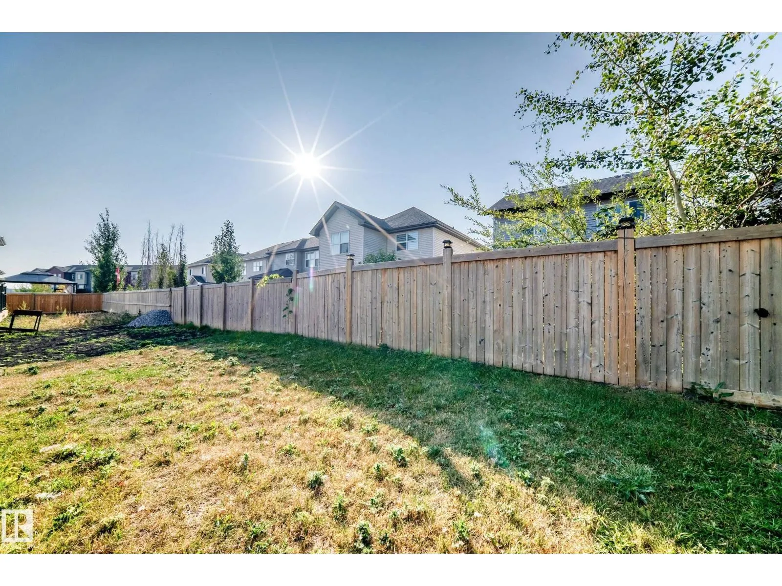 6819 171 AV NW