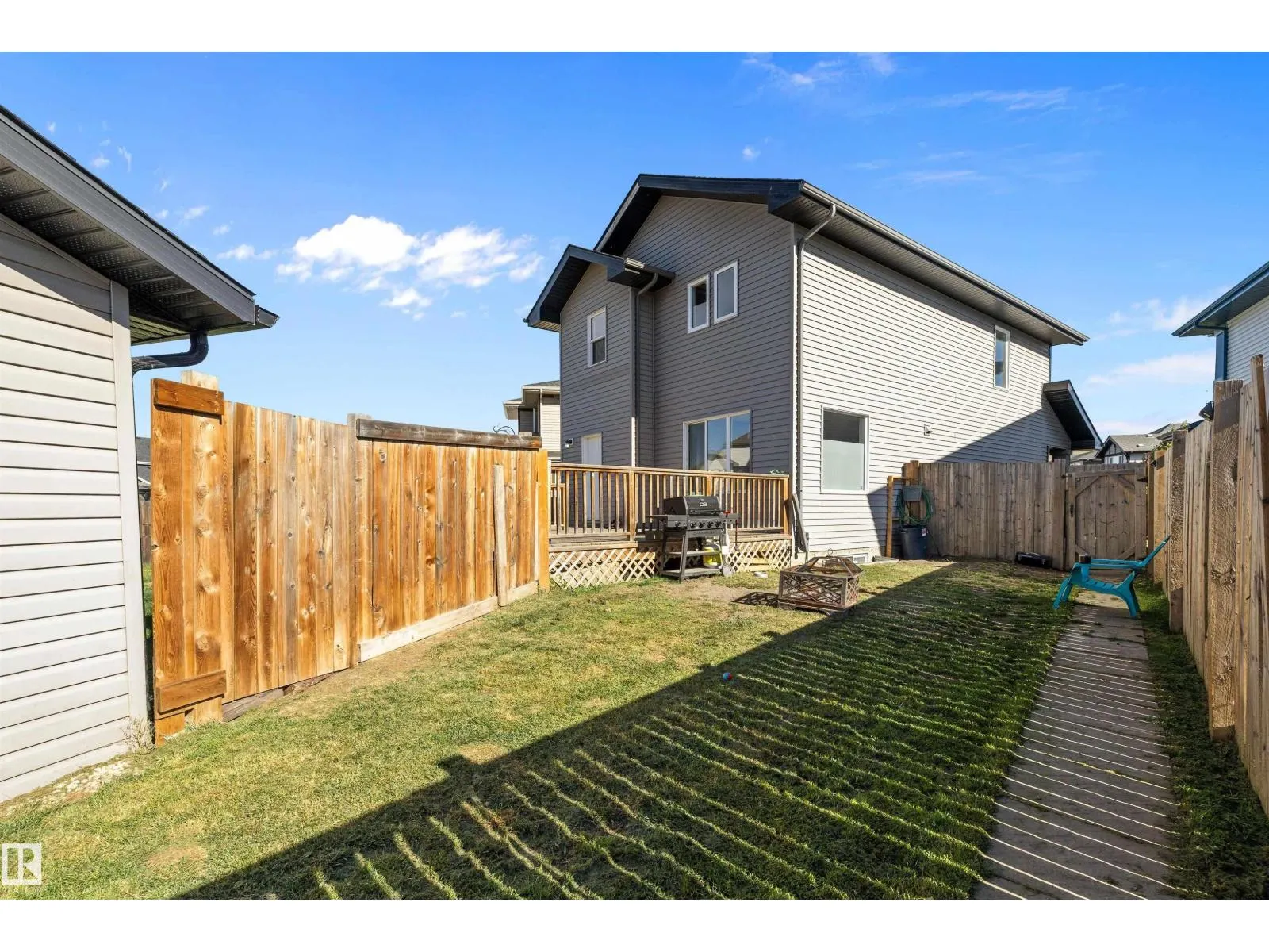 1104 161 ST SW
