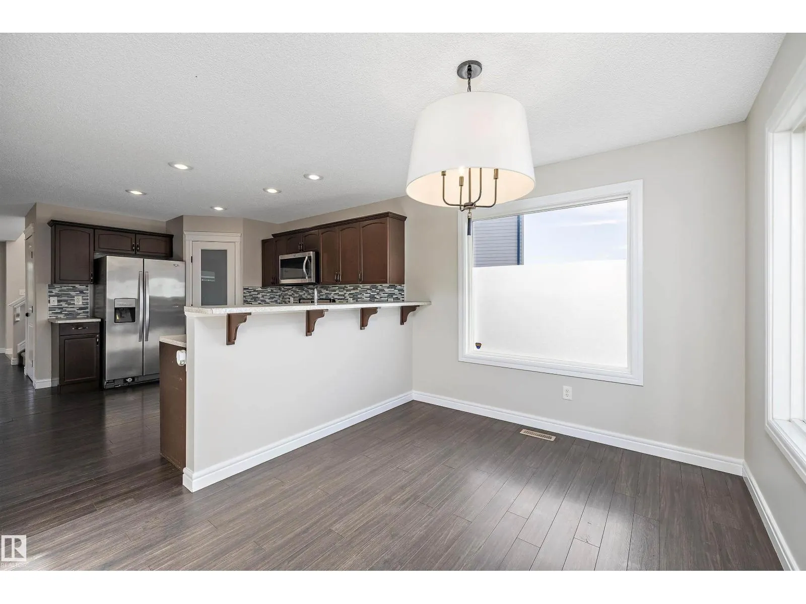 1104 161 ST SW