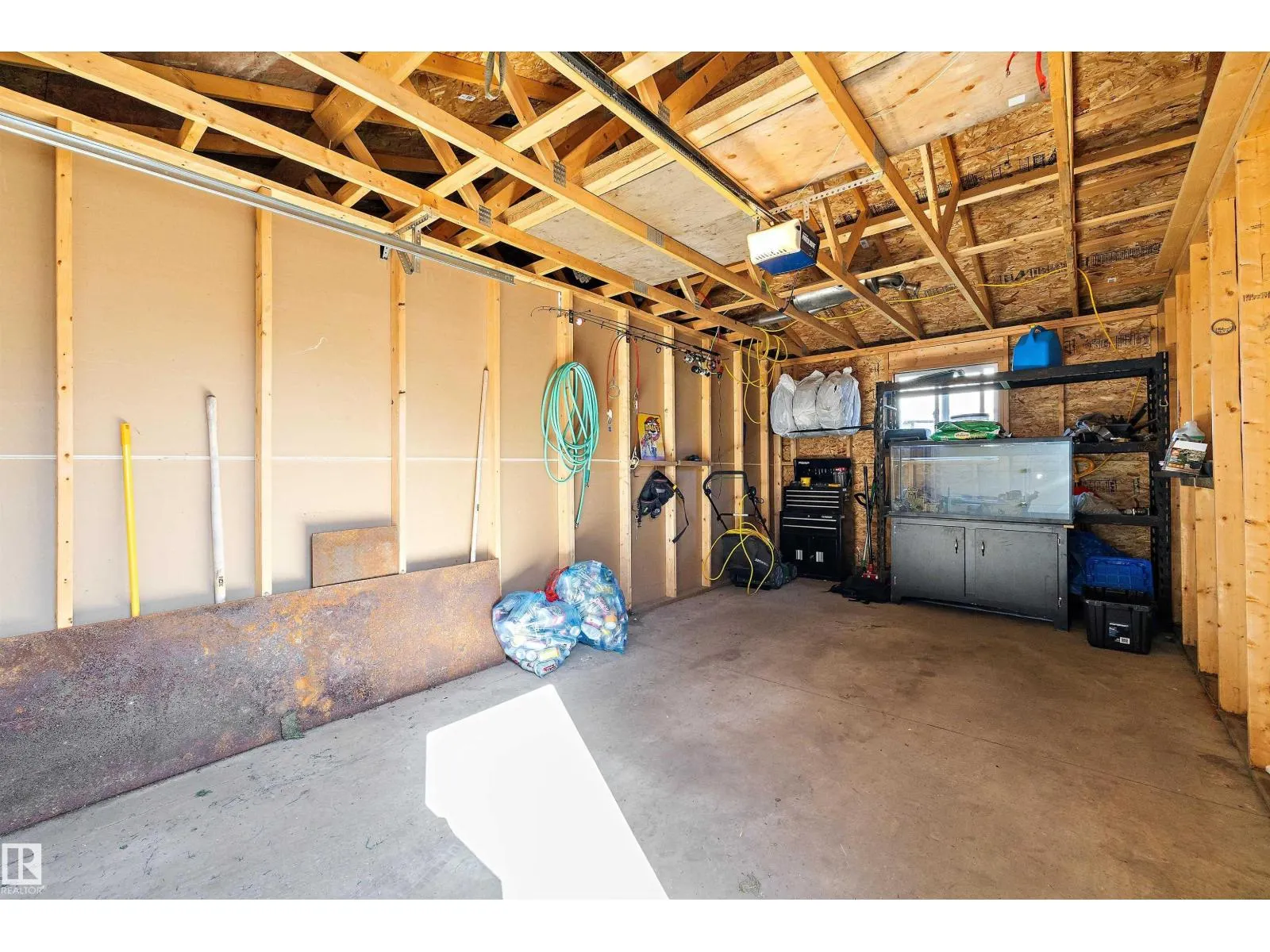 1104 161 ST SW