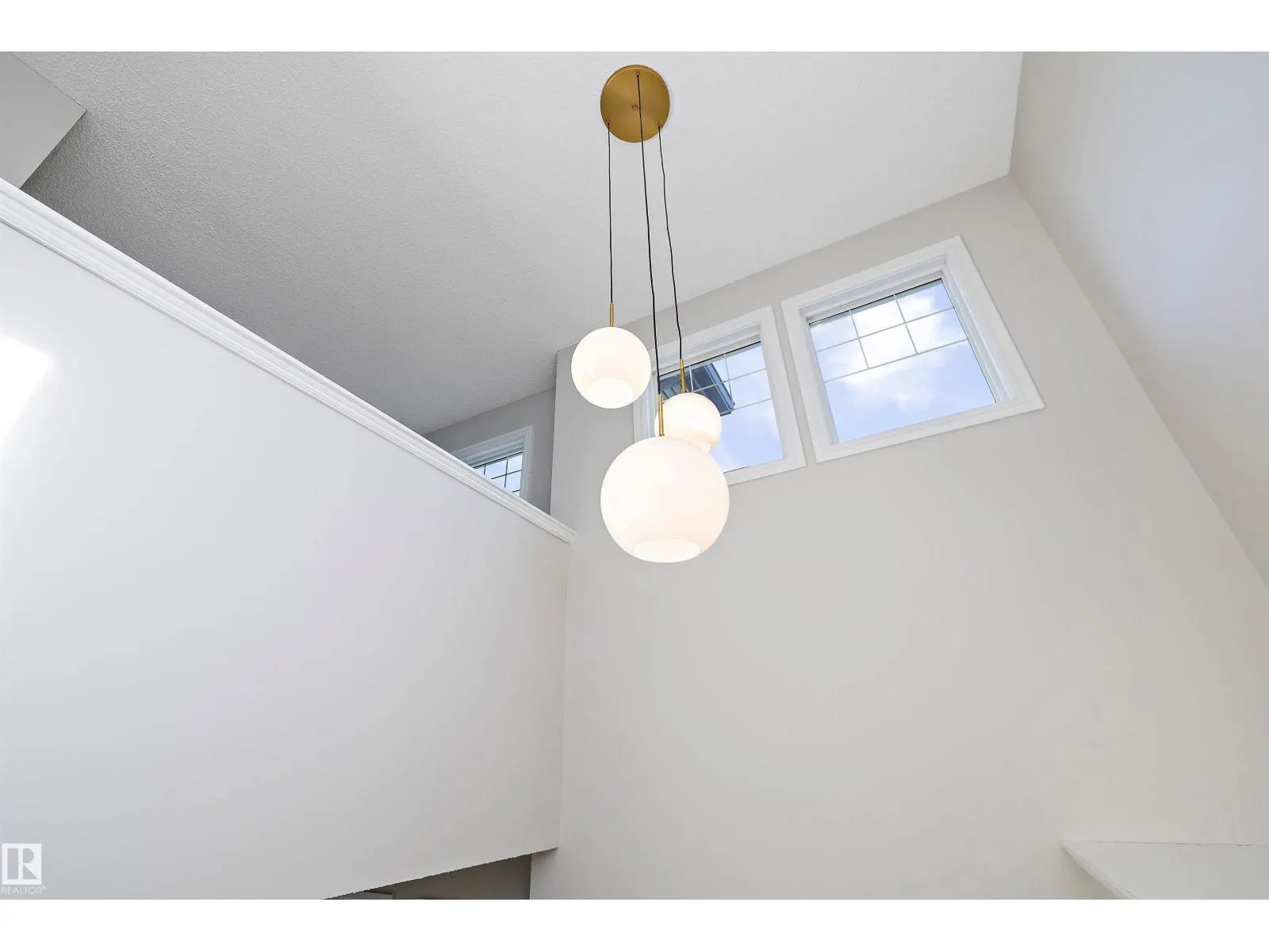 1104 161 ST SW