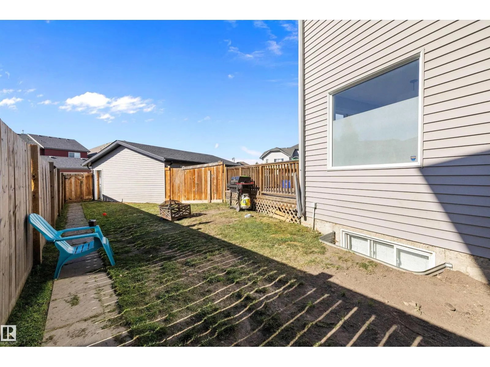 1104 161 ST SW