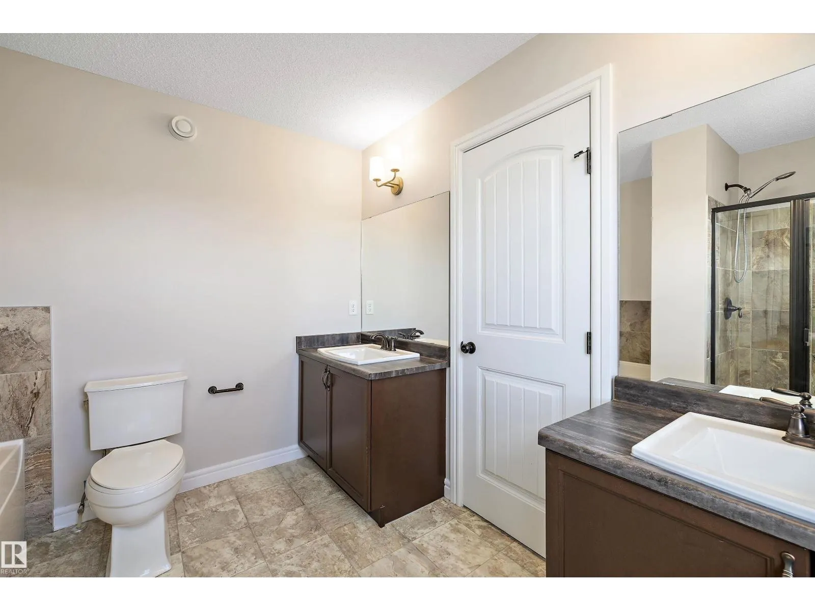 1104 161 ST SW