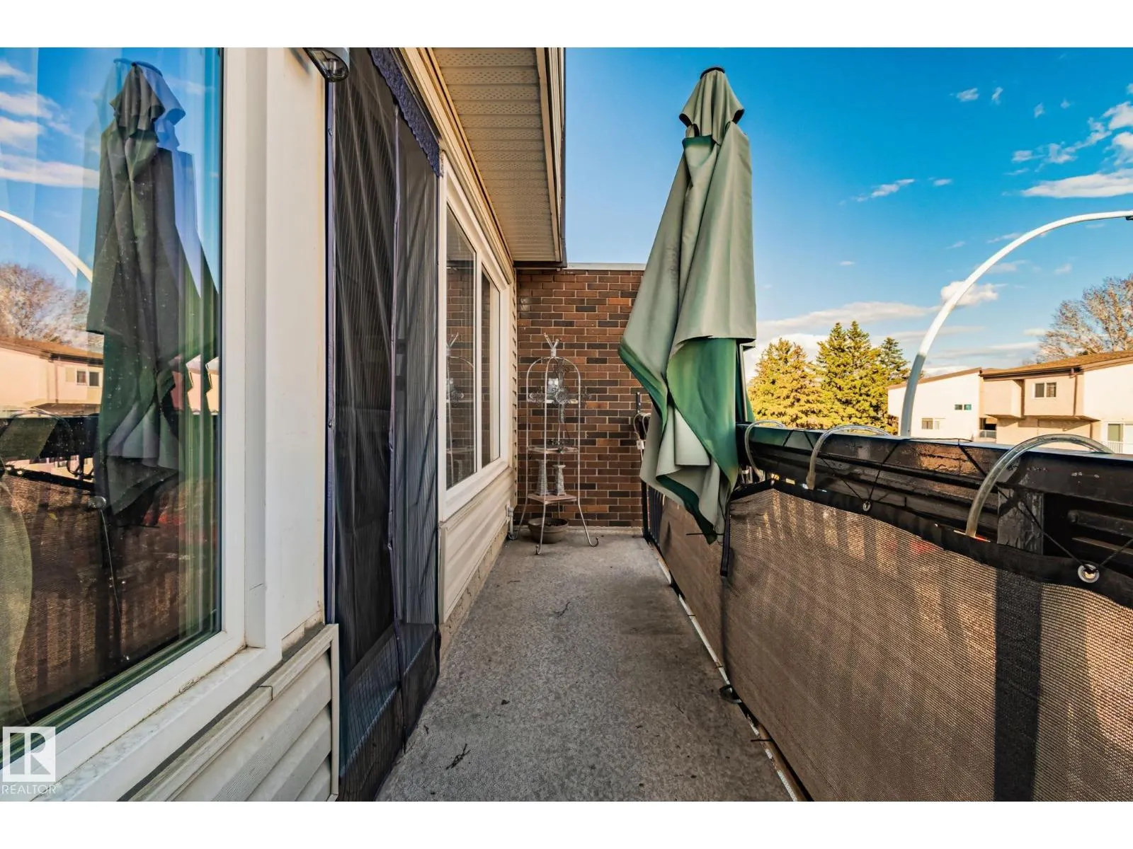 #202 7805 159 ST NW