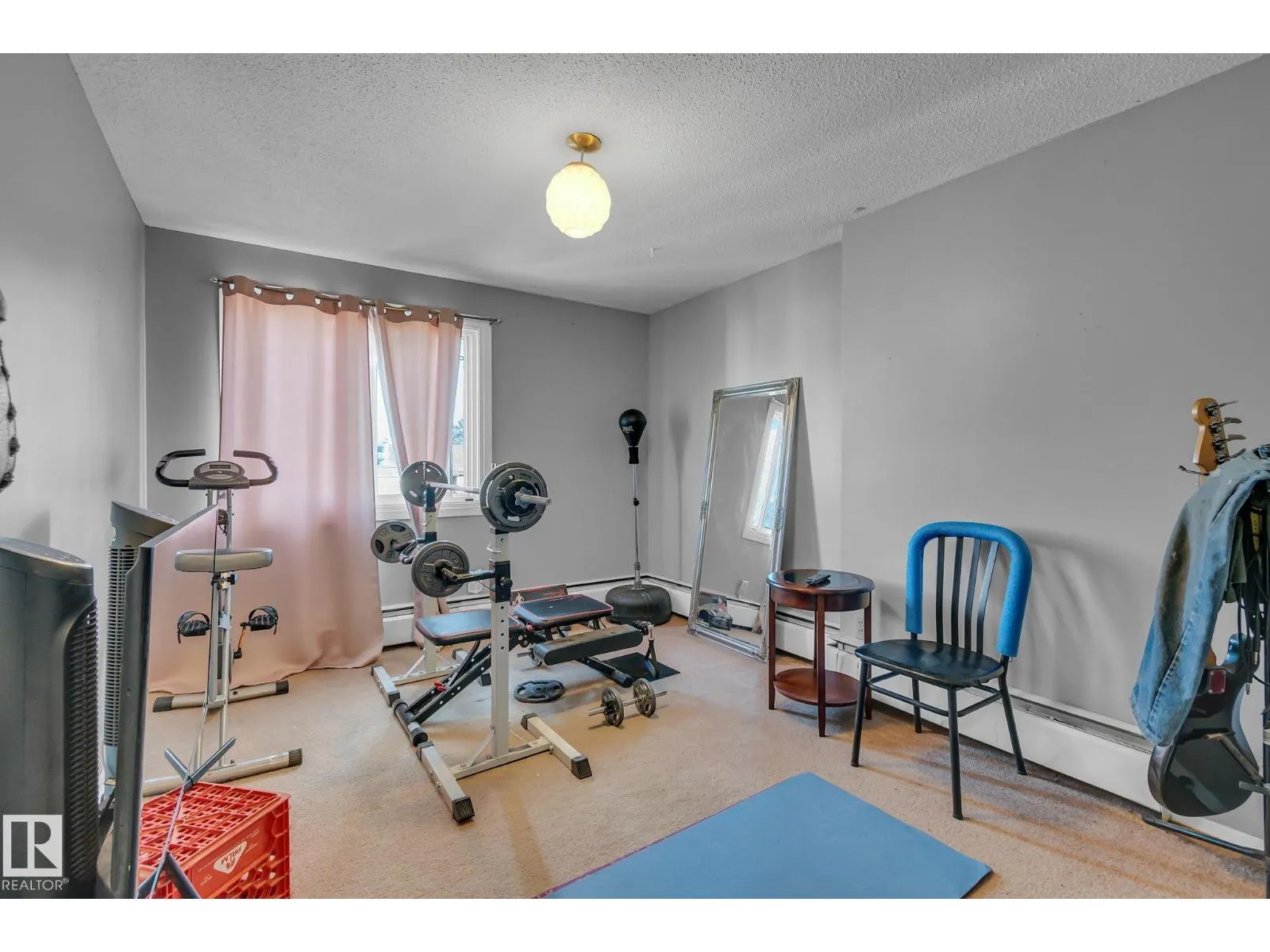 #202 7805 159 ST NW