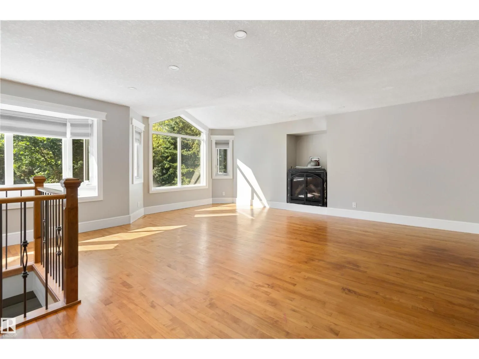 230A 50509 RGE RD 221