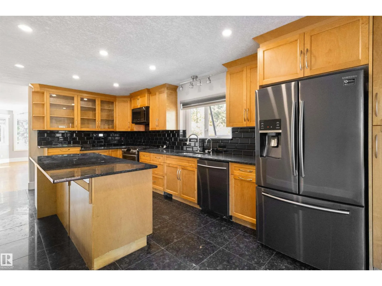 230A 50509 RGE RD 221
