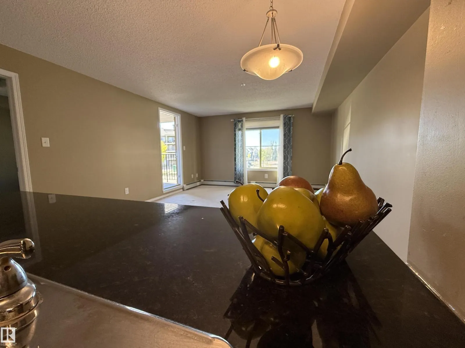 #214 274 MCCONACHIE DR NW