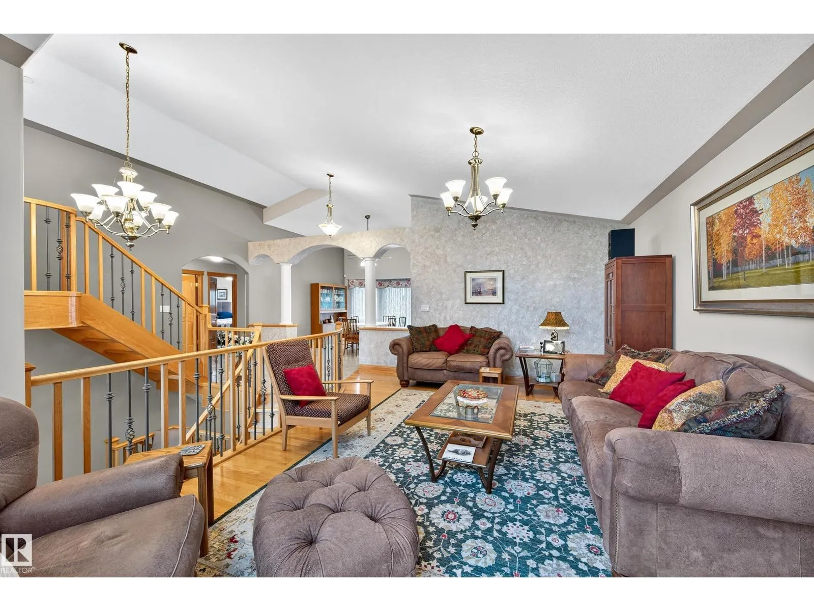 15711 135 ST NW