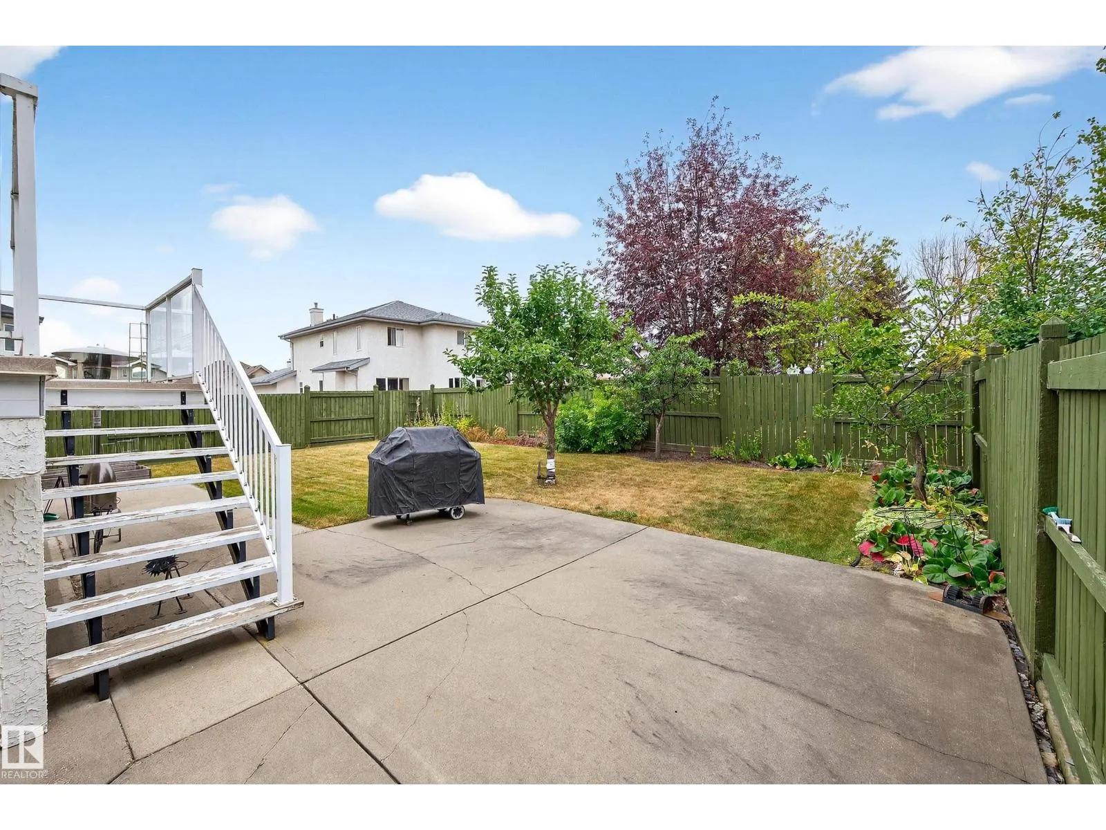15711 135 ST NW
