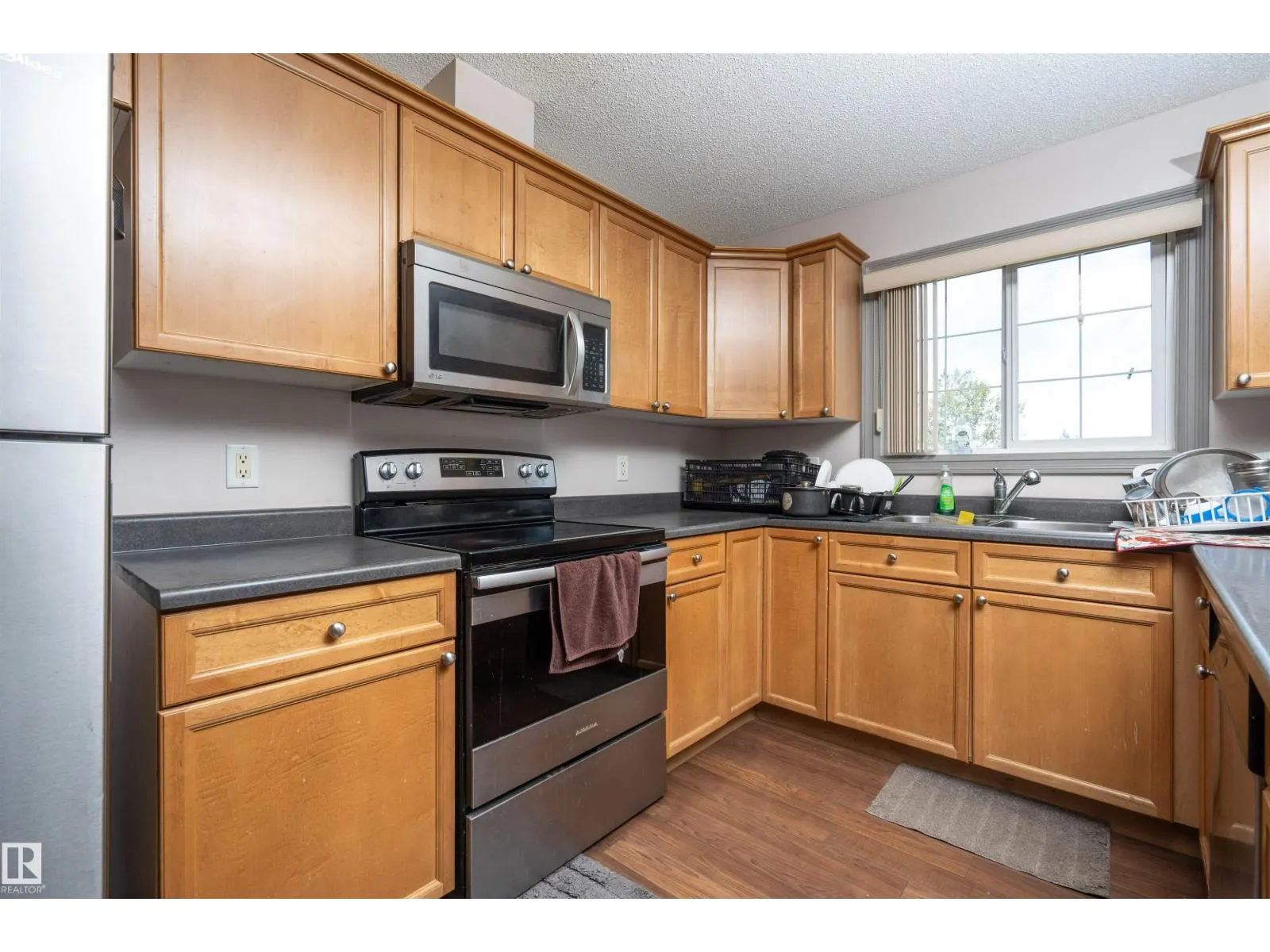 #319 4407 23 ST NW