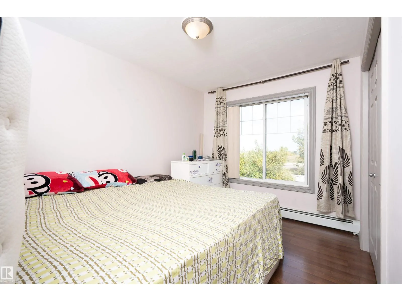 #319 4407 23 ST NW