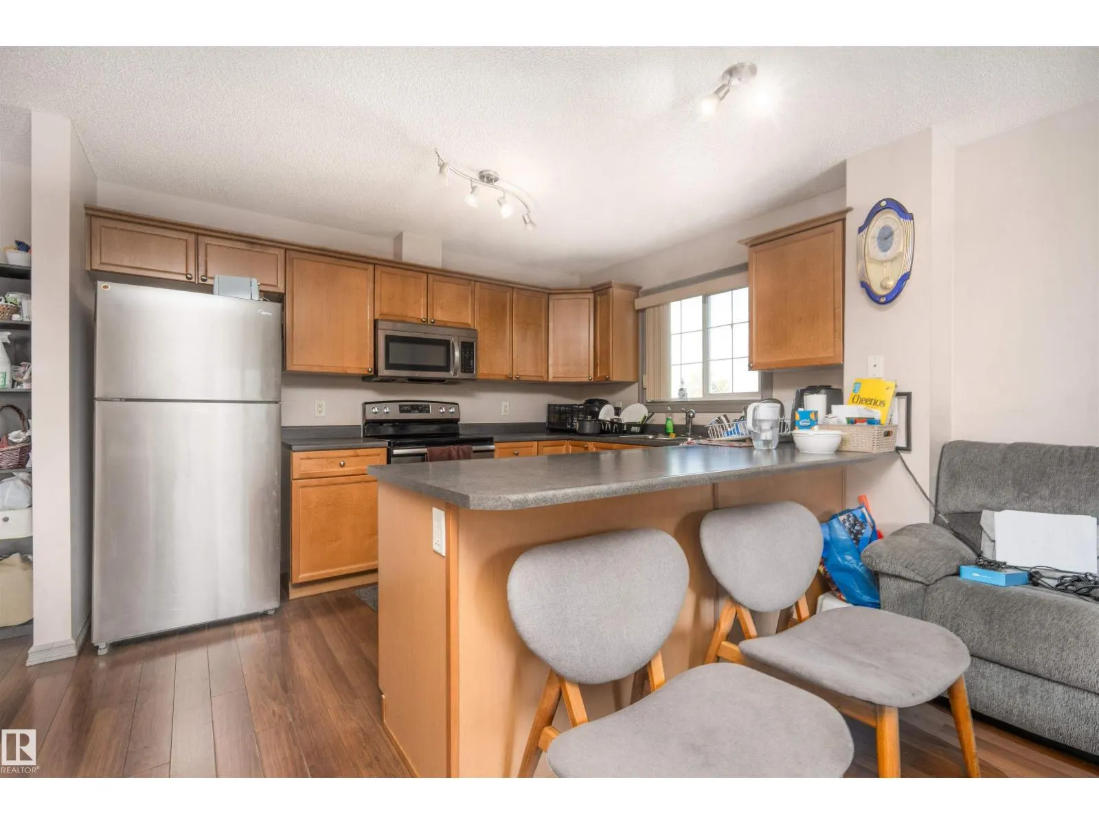 #319 4407 23 ST NW