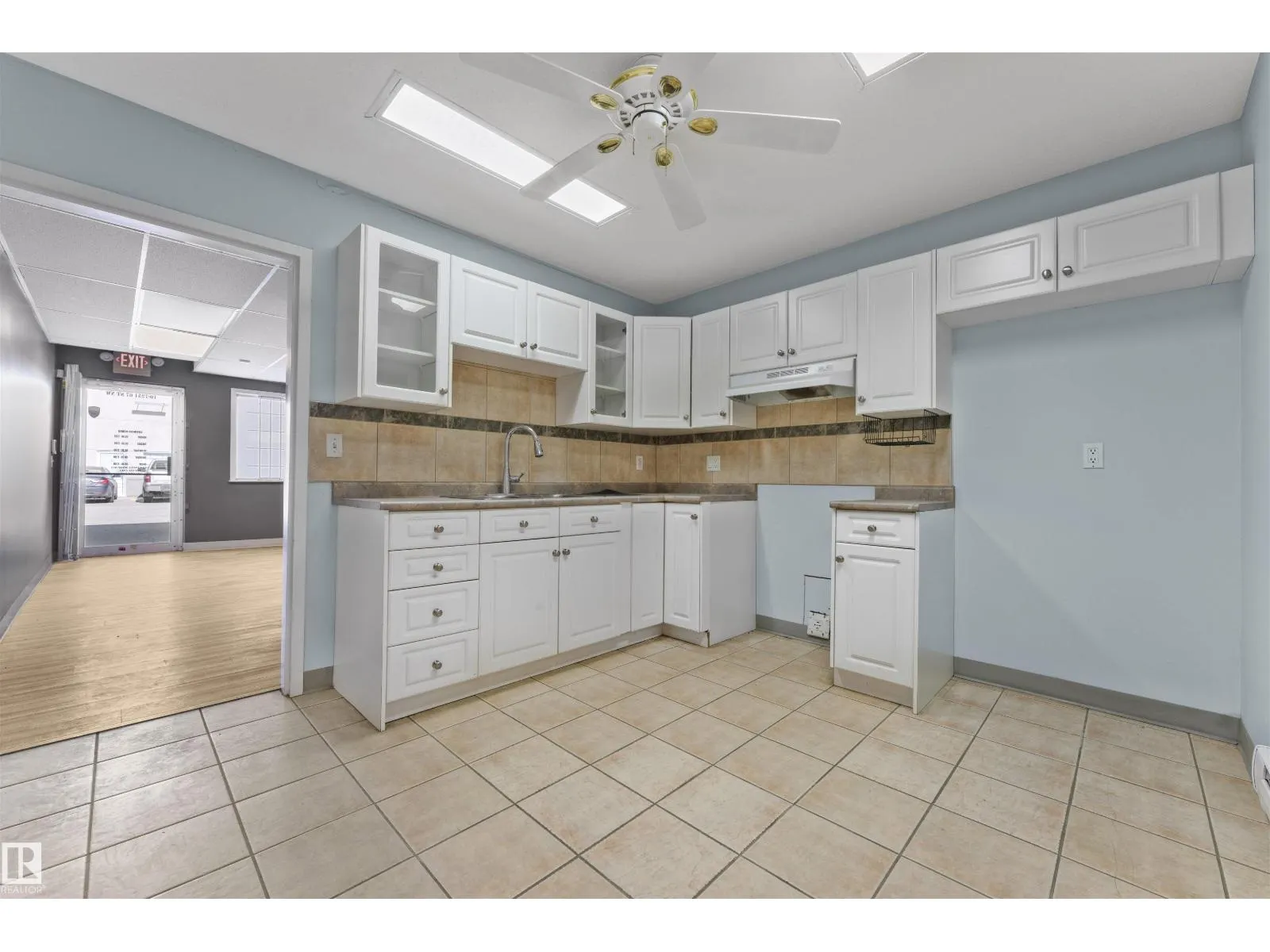 #10 7251 67 ST NW NW