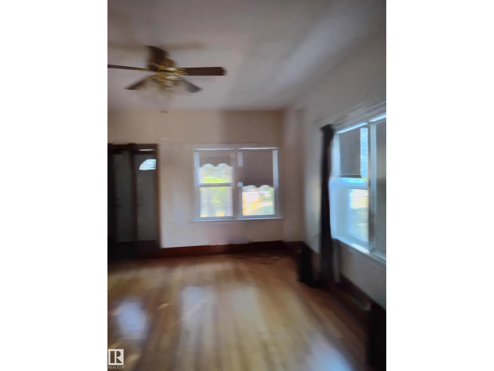 4924 53 ST