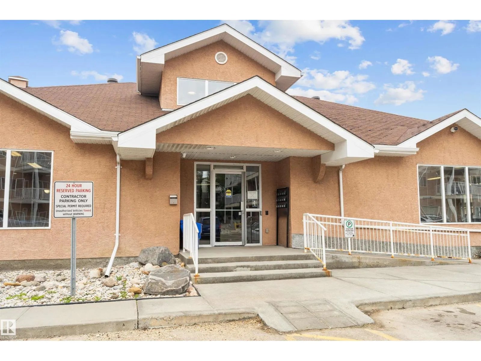 4304 139 AV NW