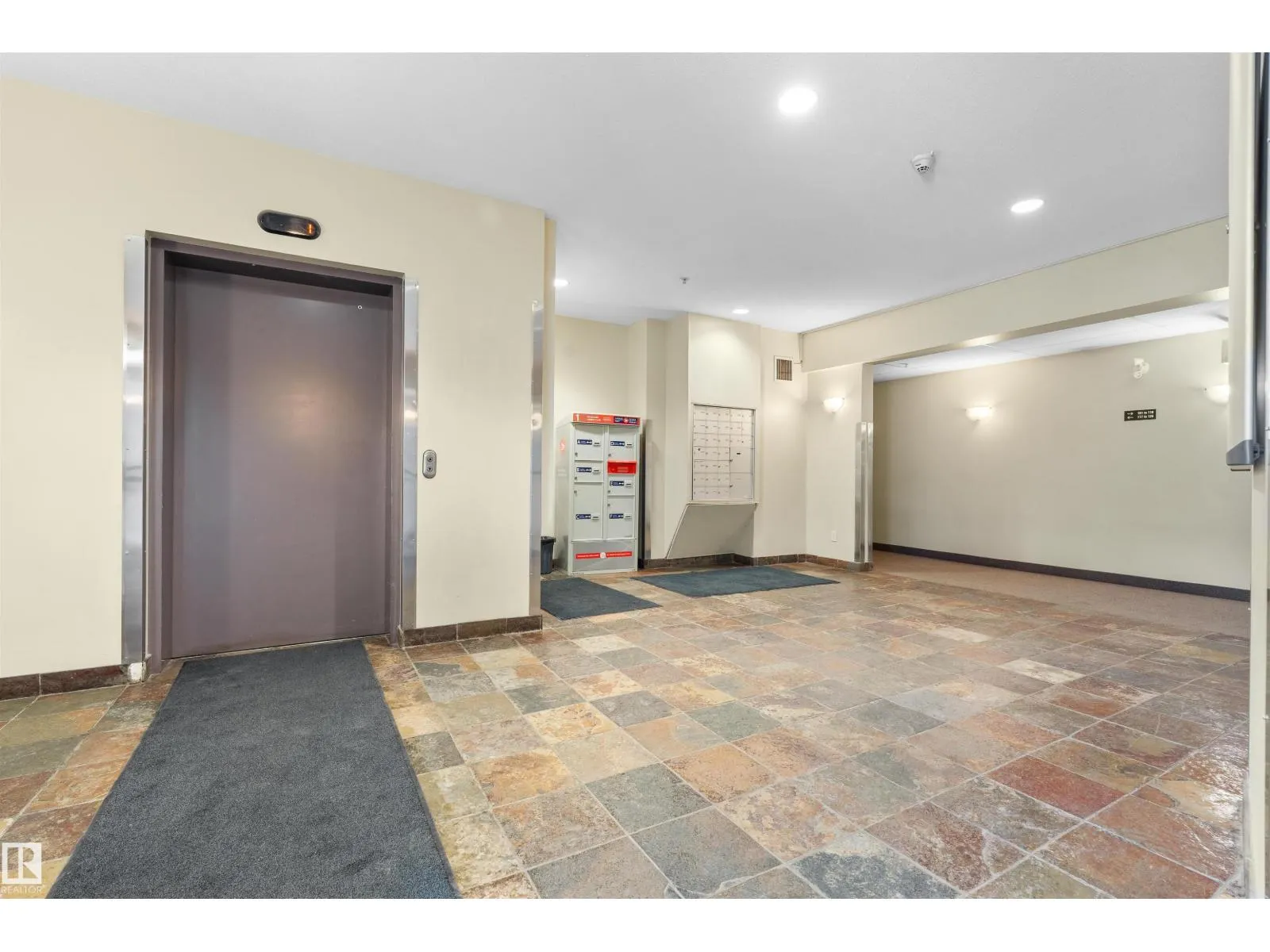 4304 139 AV NW