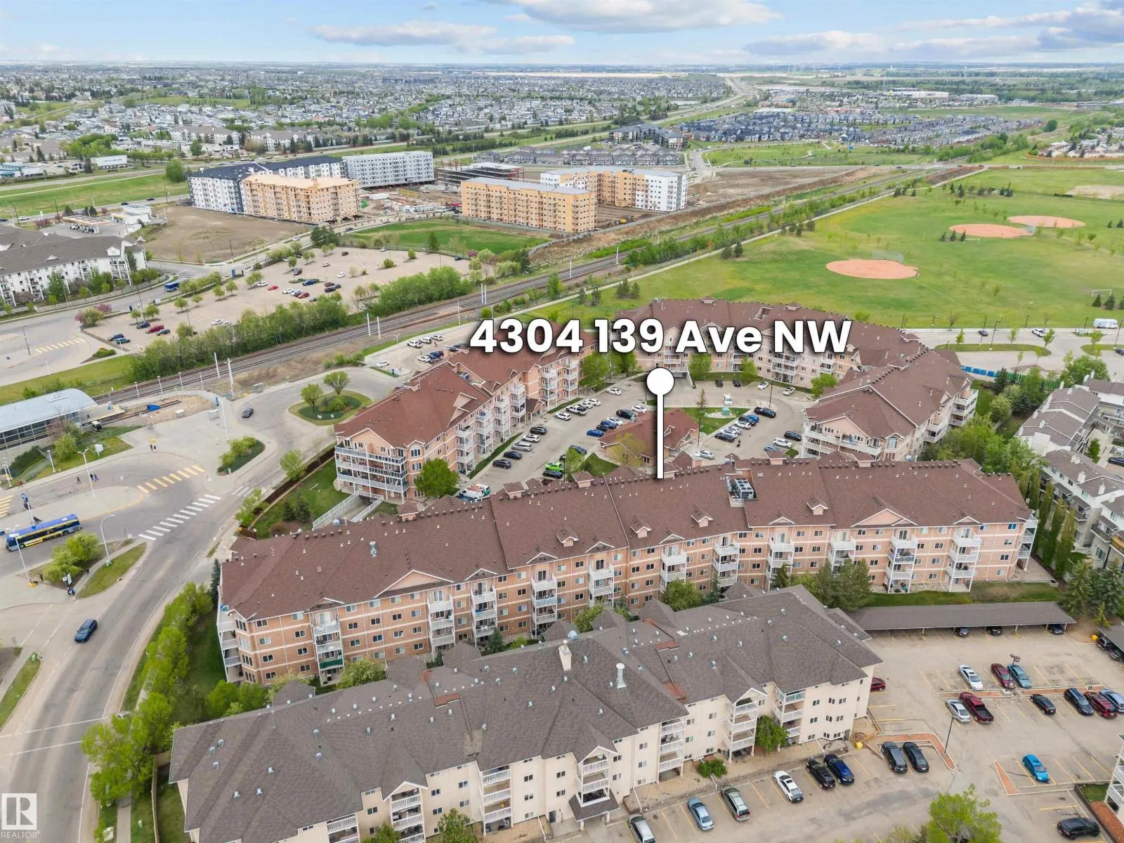 4304 139 AV NW