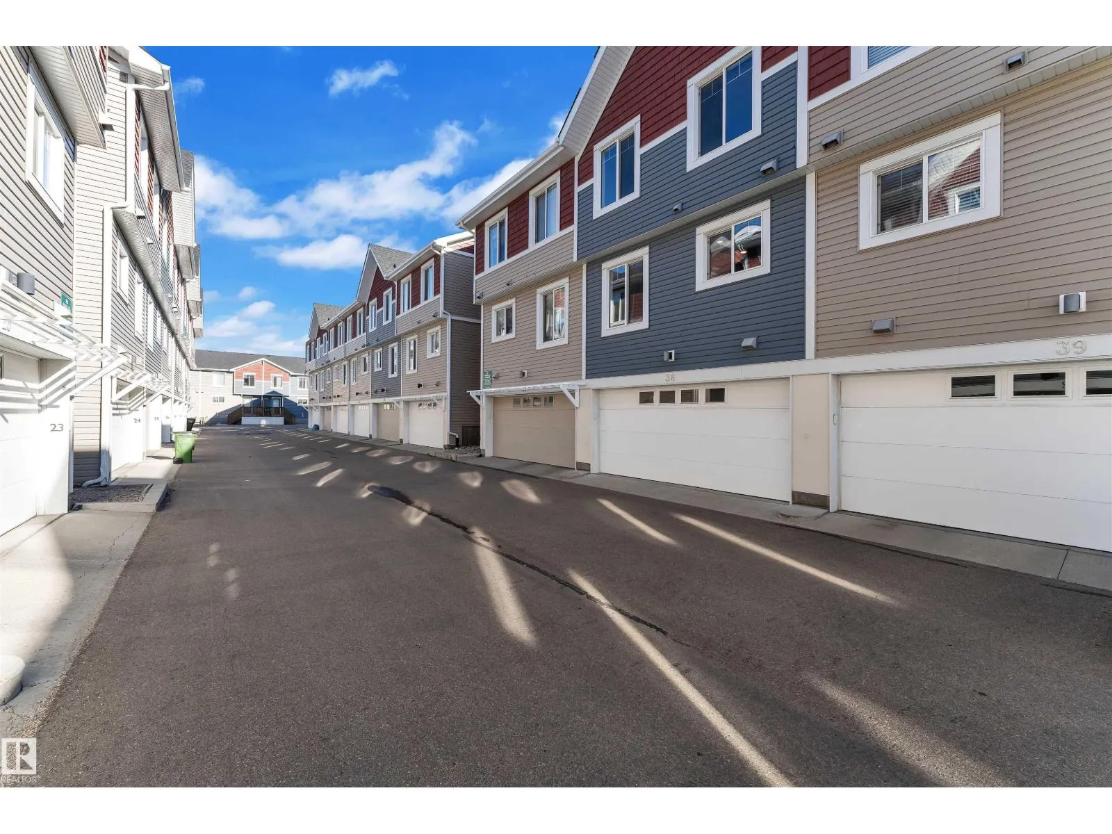 #38 1508 105 ST NW