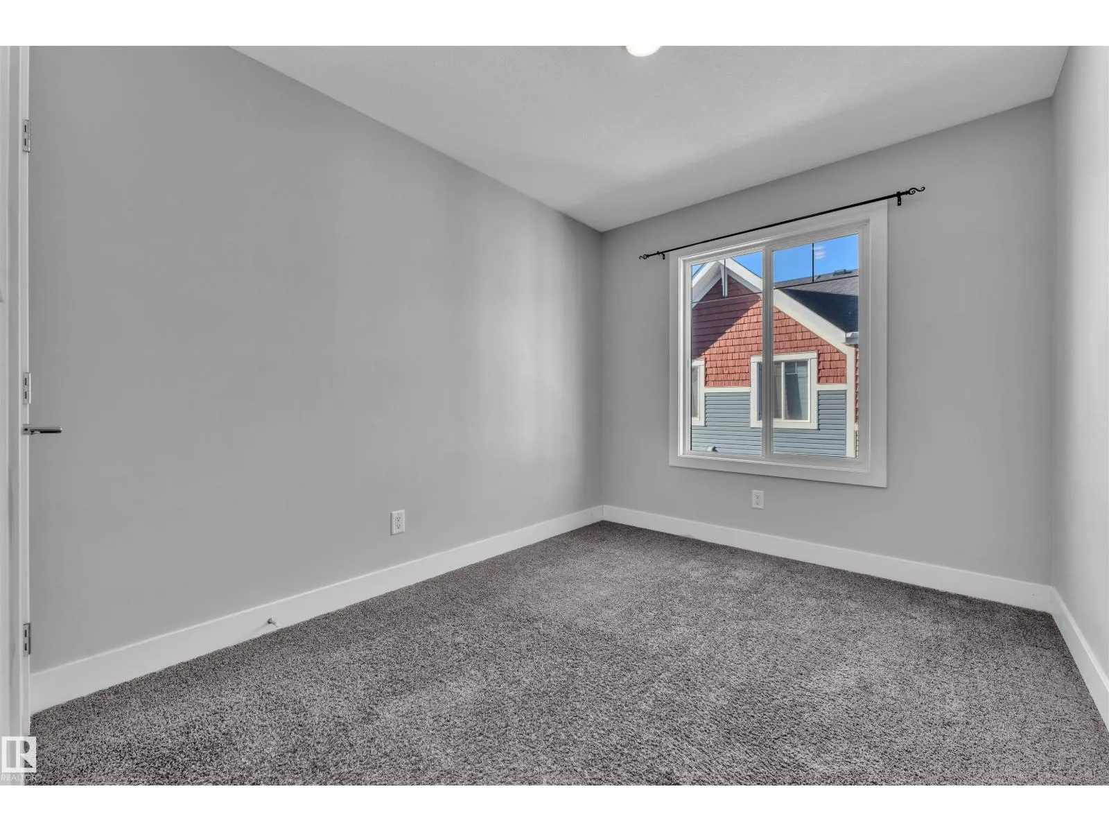 #38 1508 105 ST NW