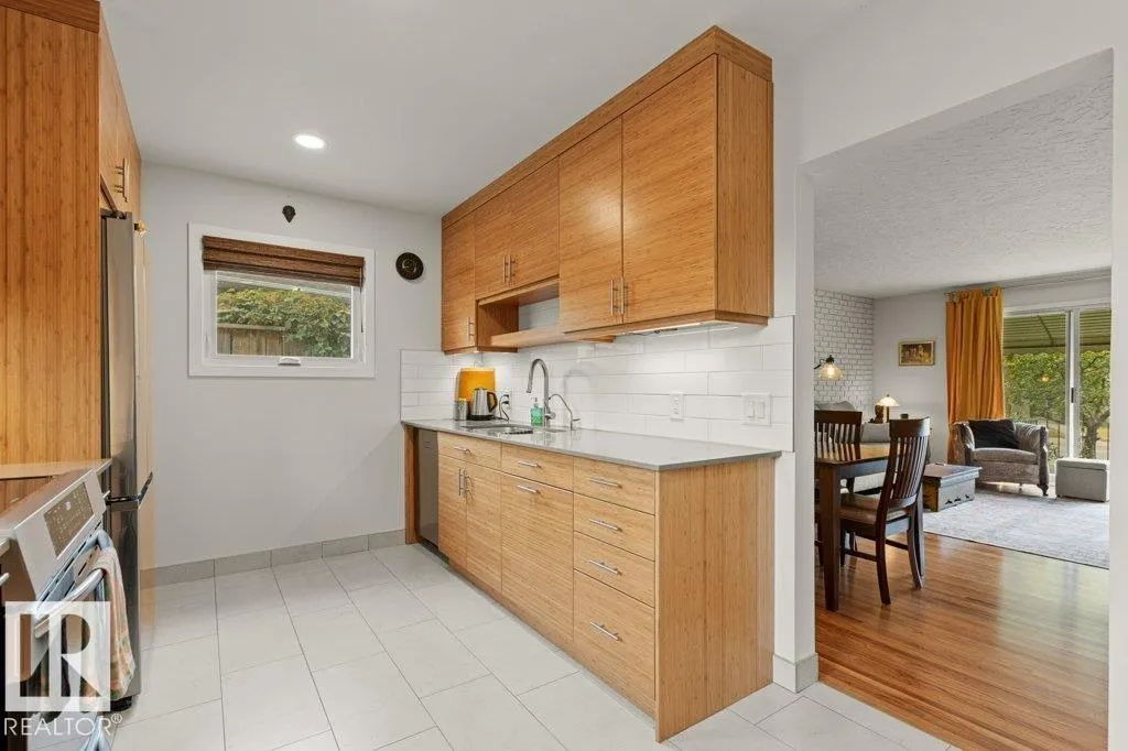 4628 106A AV NW