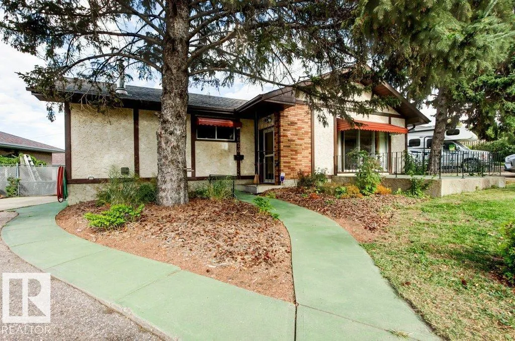 4628 106A AV NW