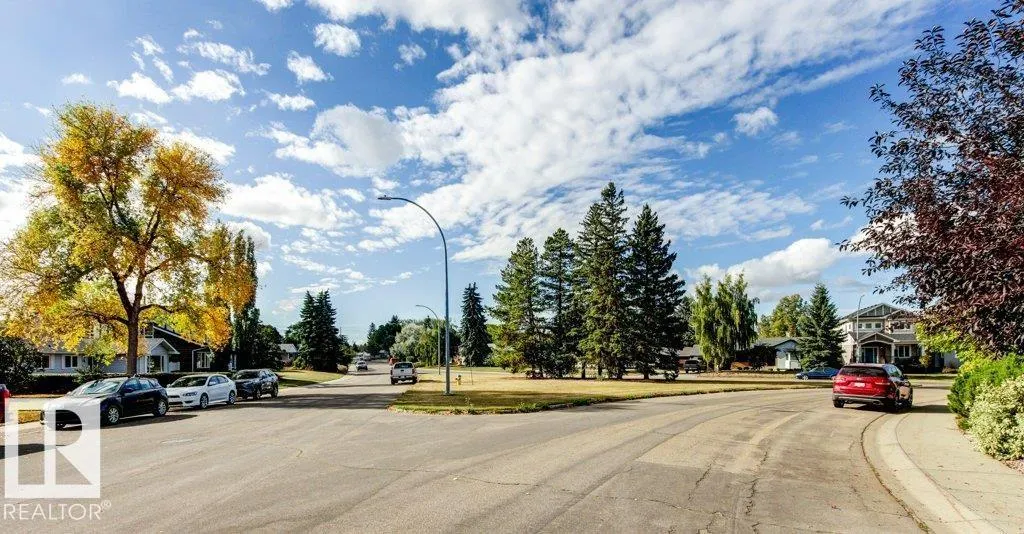 4628 106A AV NW