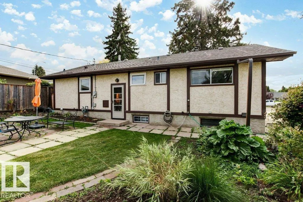 4628 106A AV NW