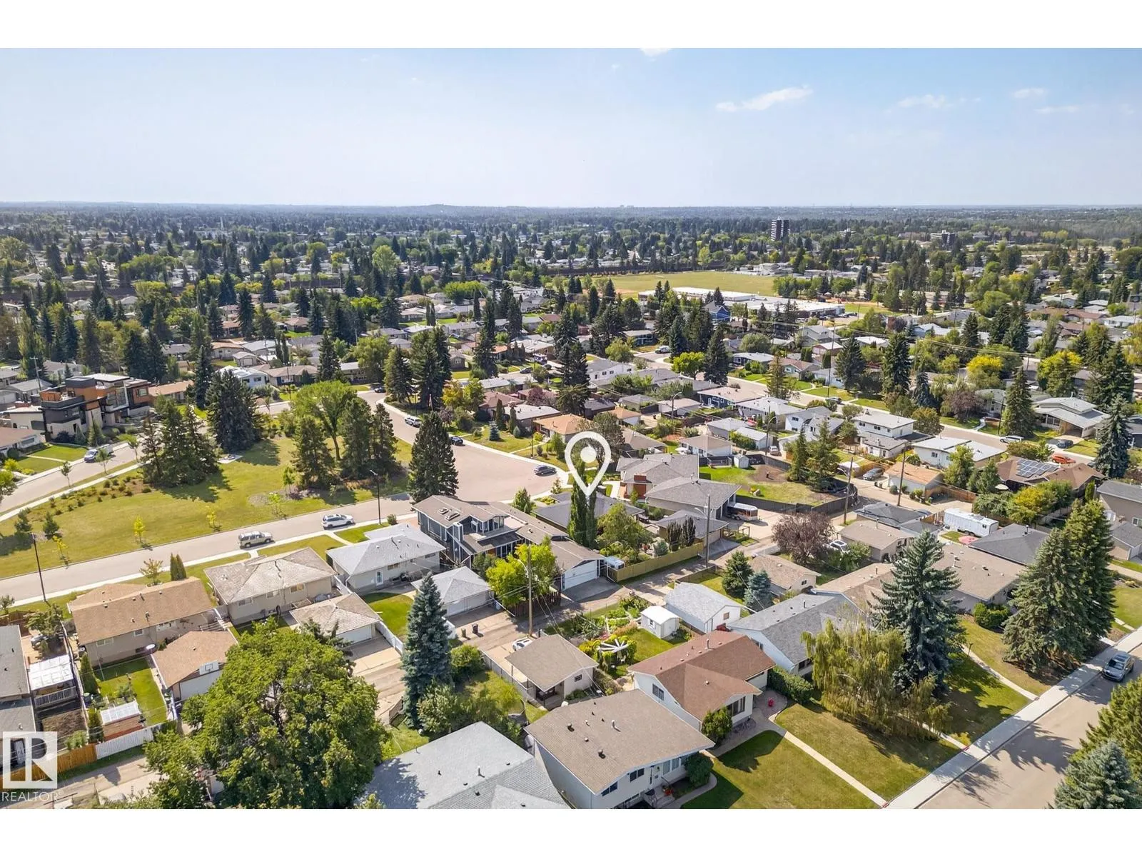 11424 49 AV NW
