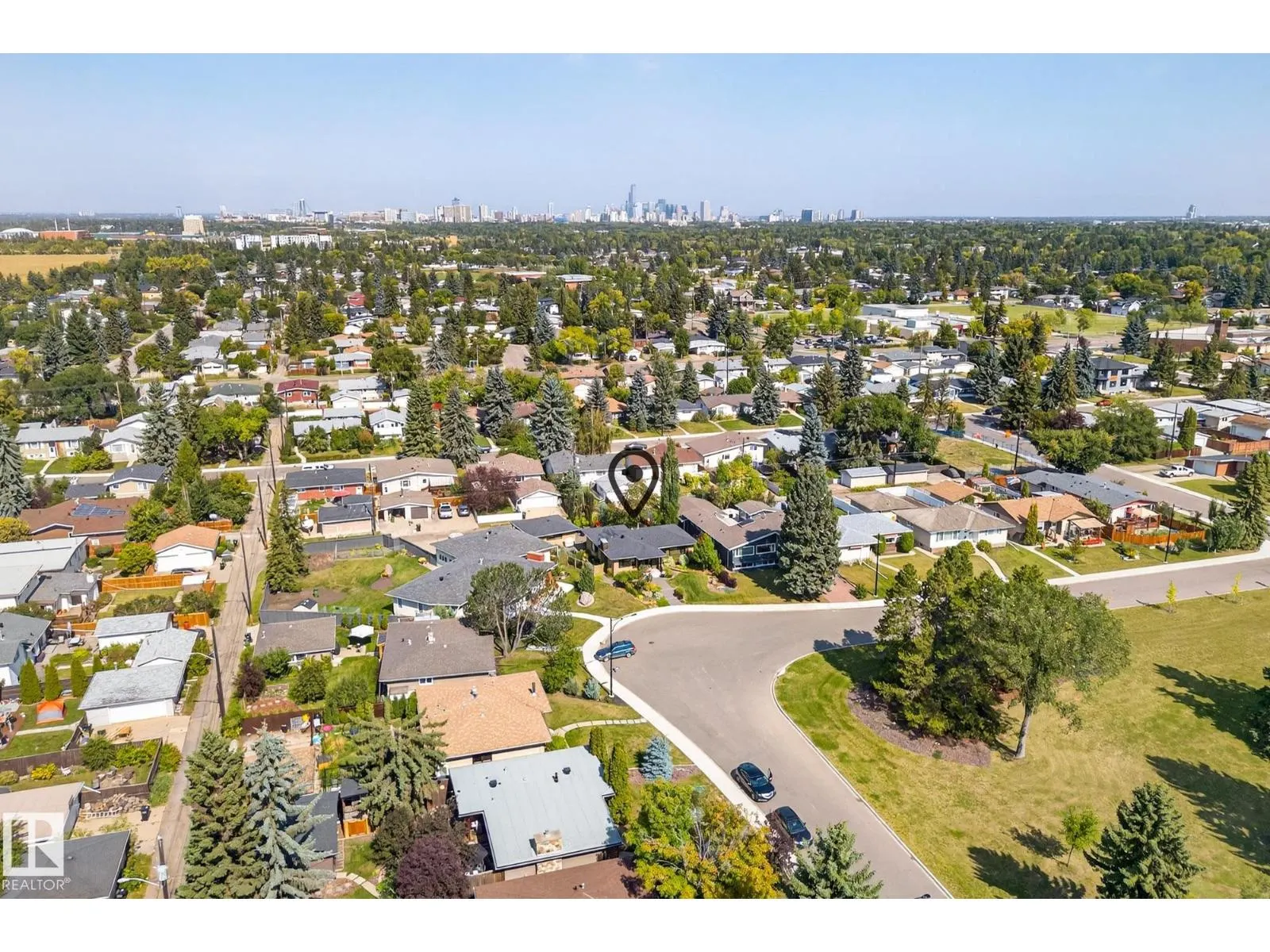 11424 49 AV NW
