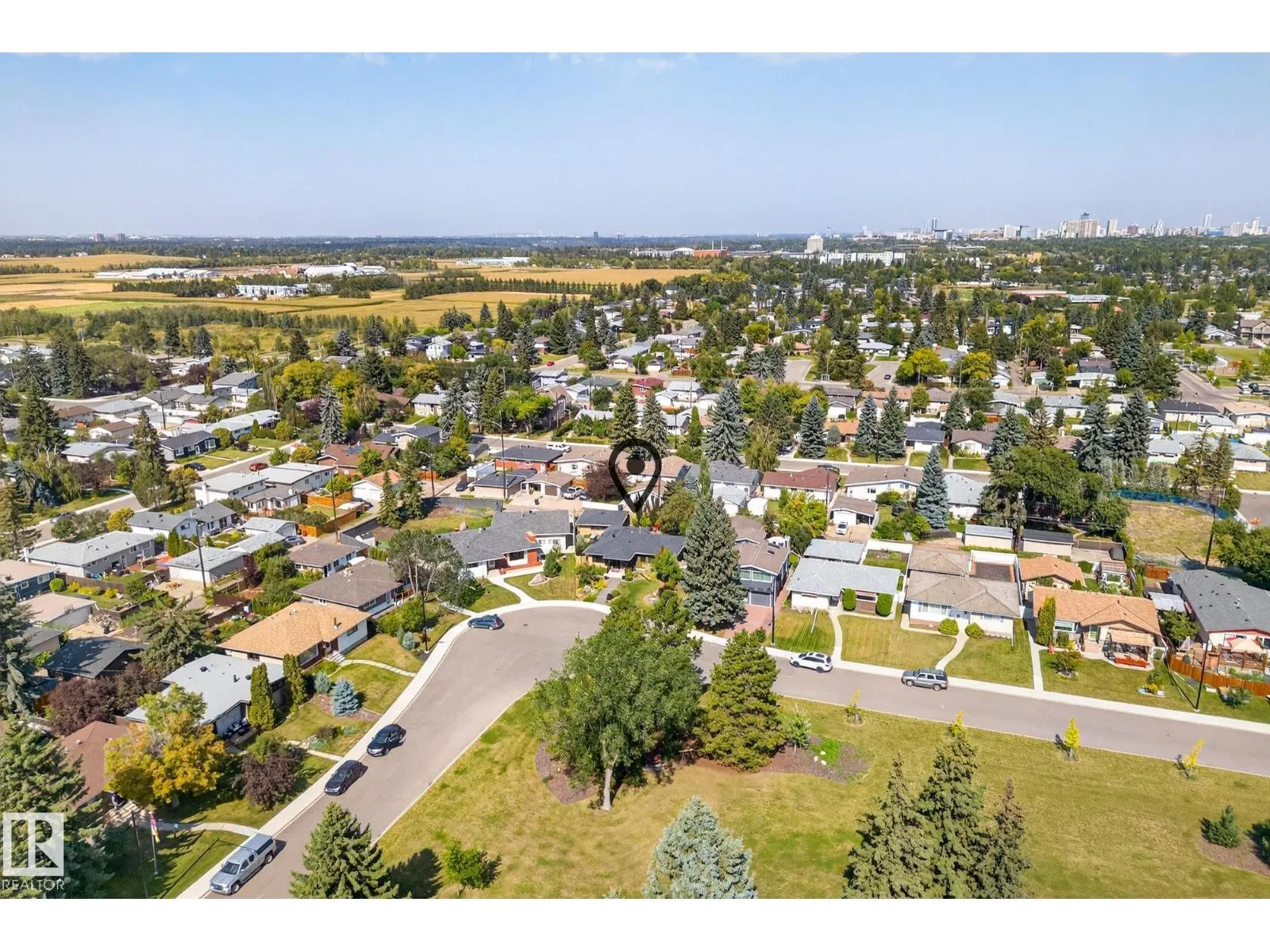 11424 49 AV NW