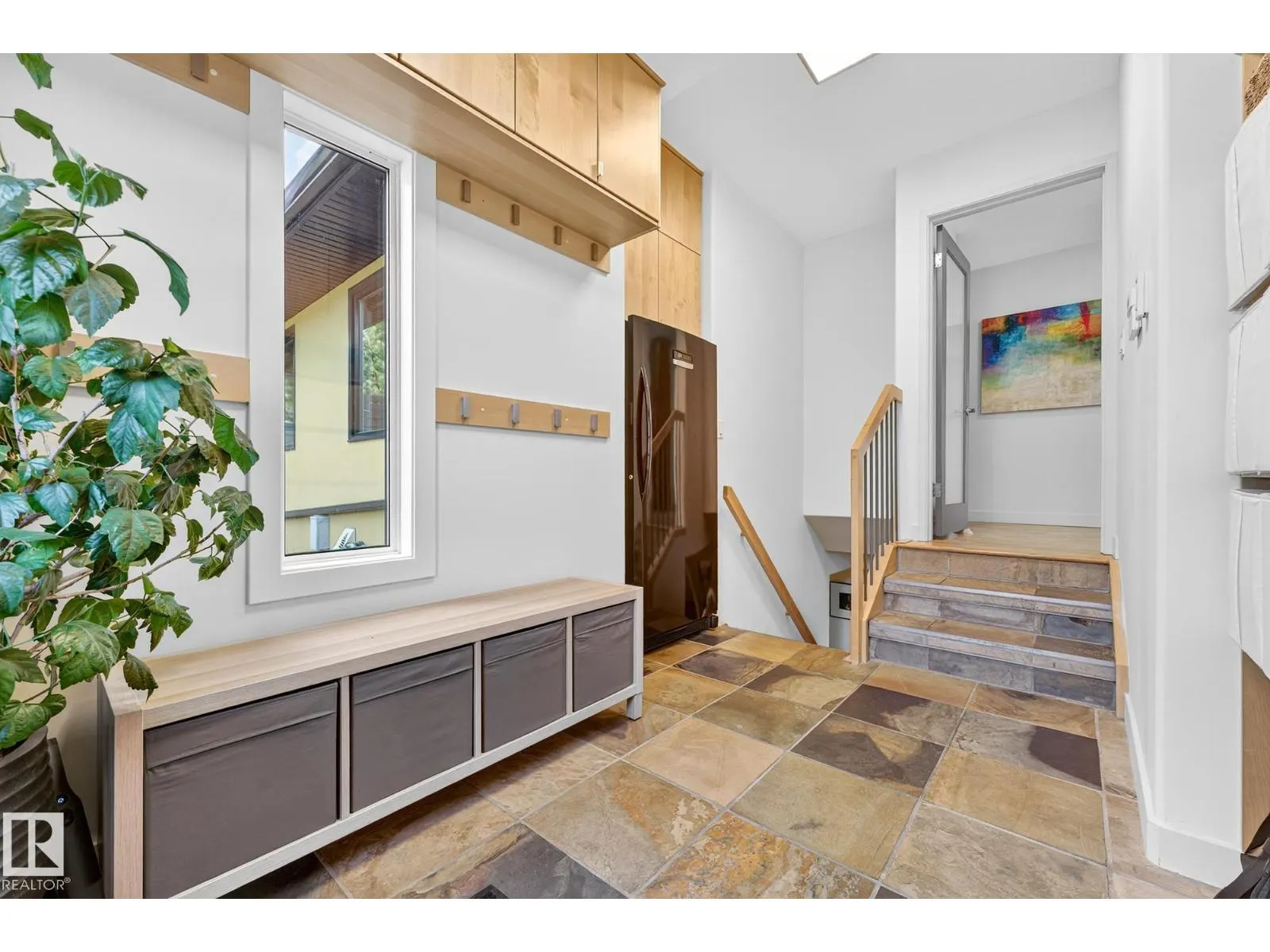 11424 49 AV NW
