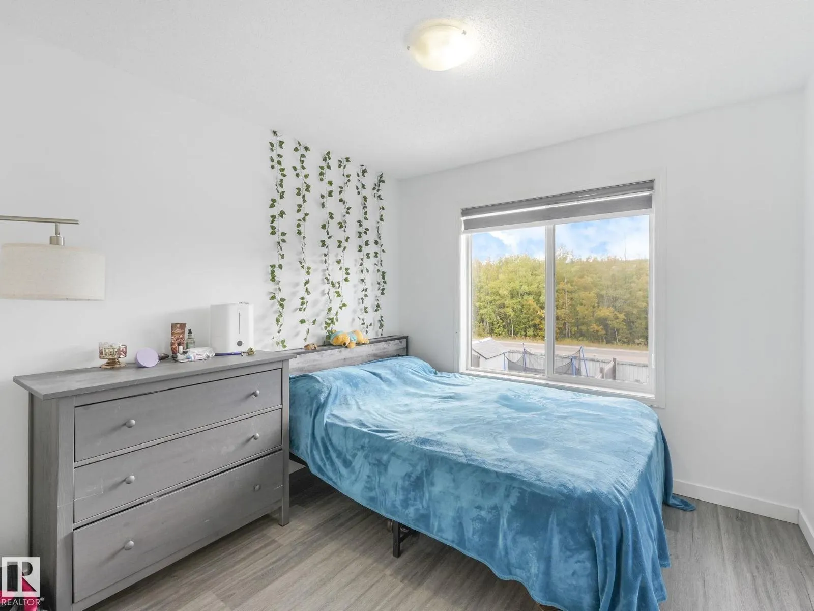 6030 214 ST NW