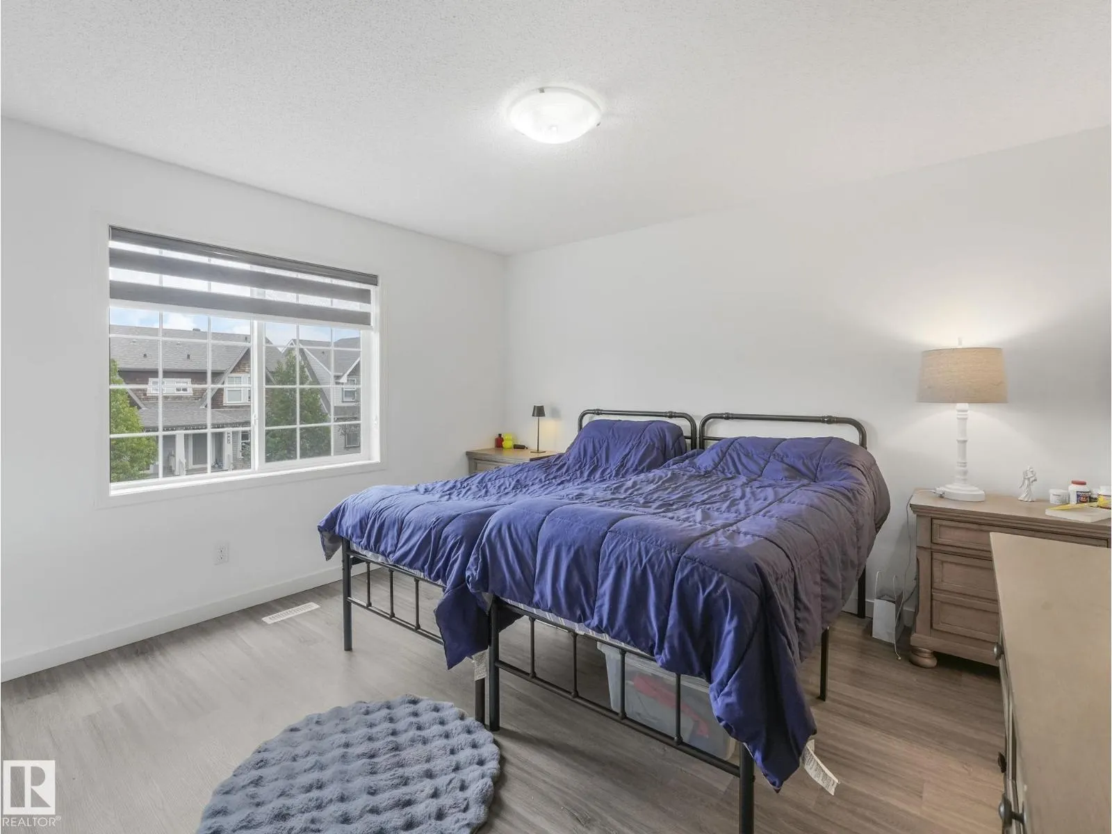 6030 214 ST NW