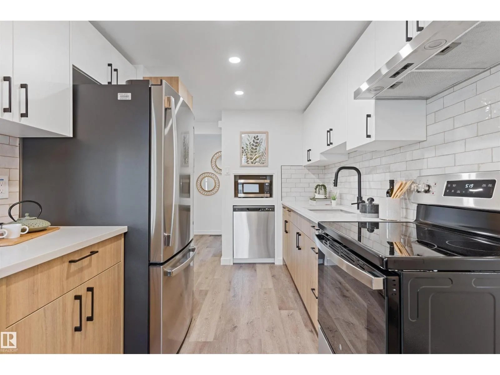 70 AMBERLY CT NW